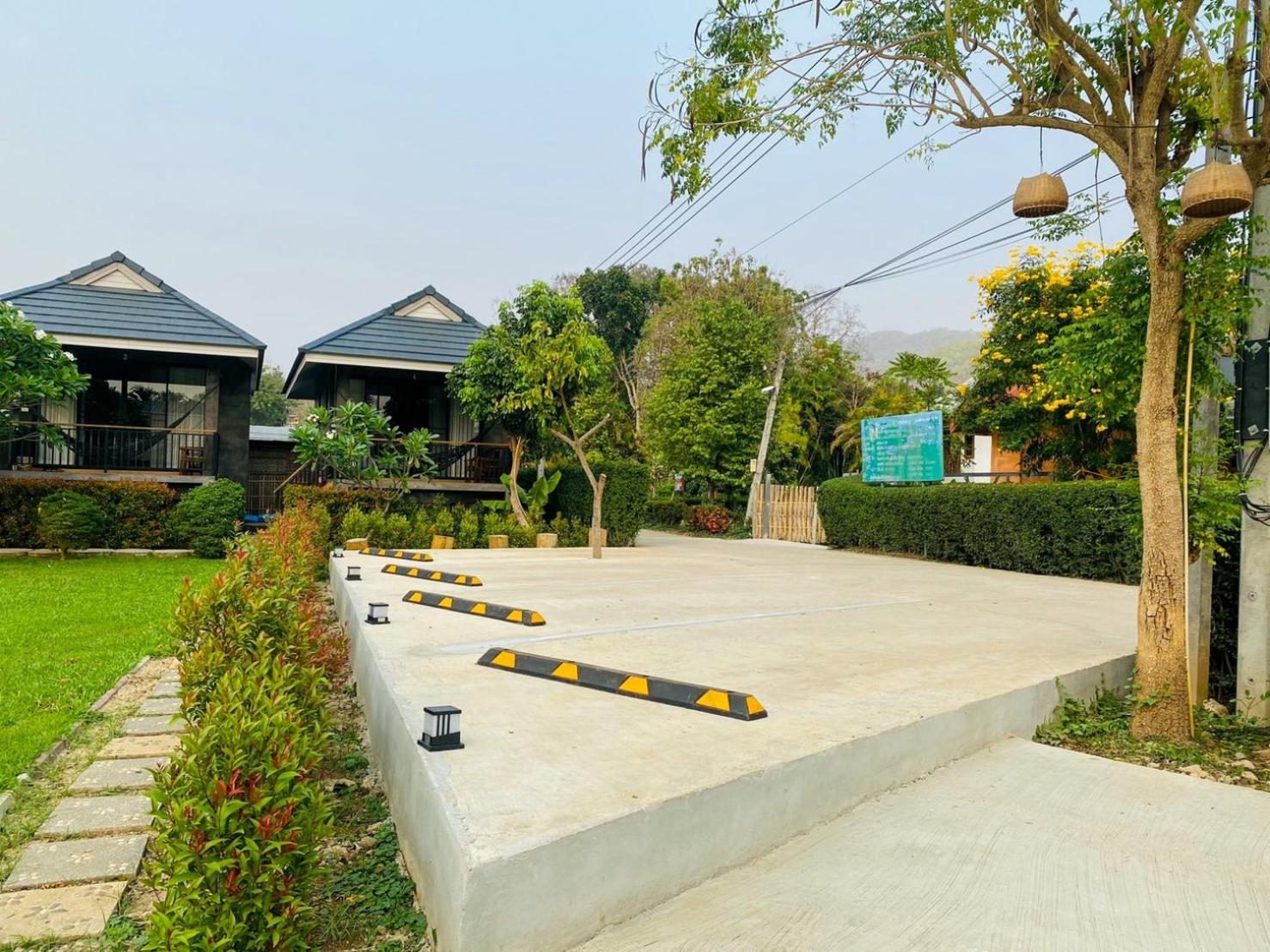 Pai Nam Now