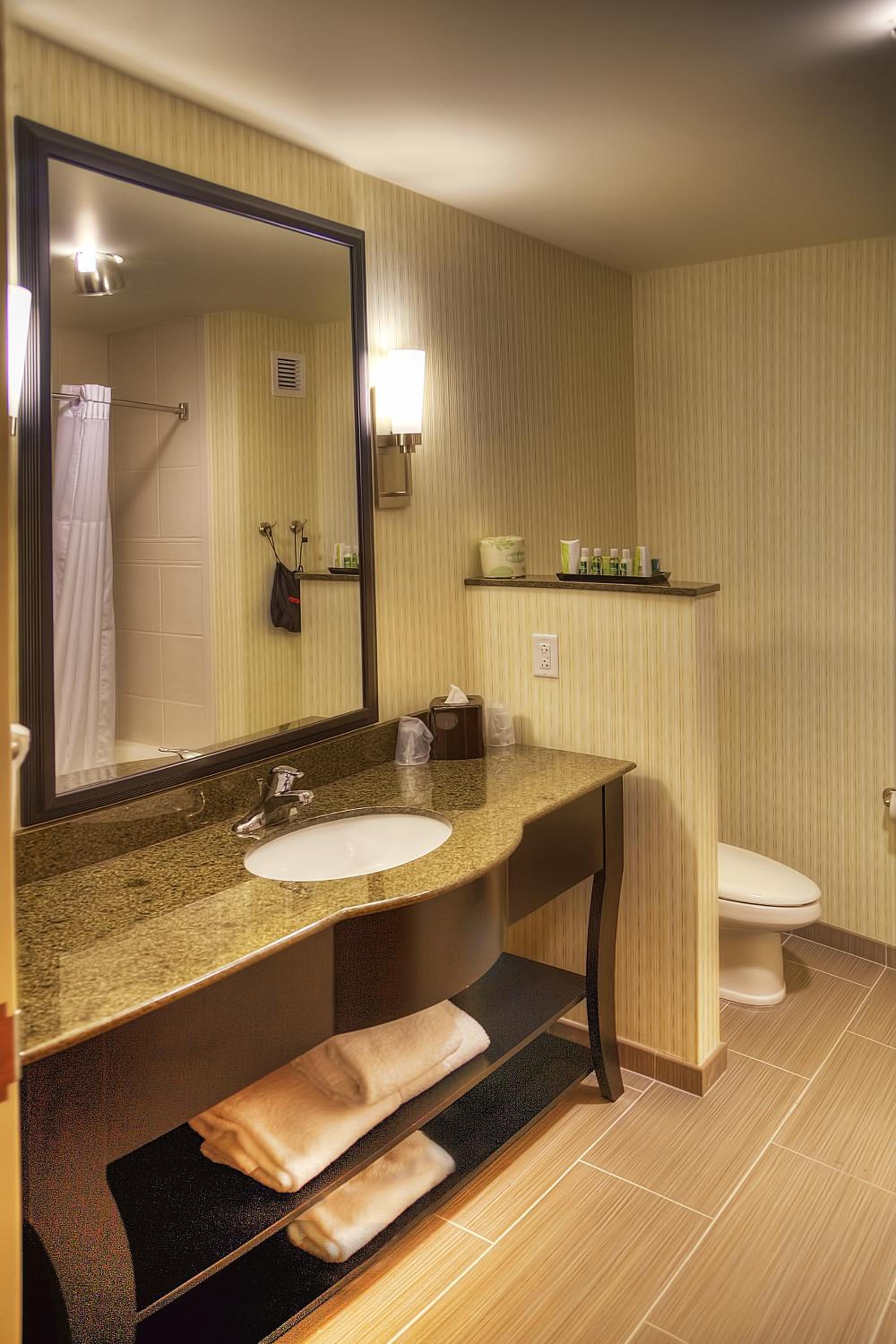 The Hotel Warner - Property Image 10