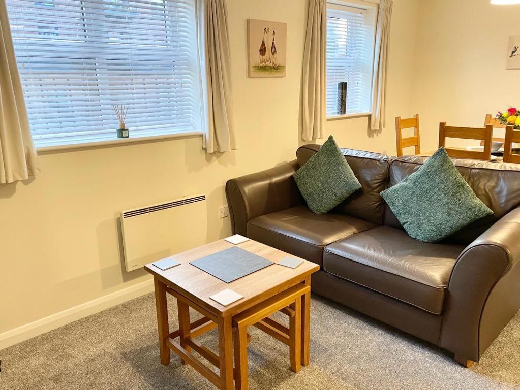 1 Merchants Gate - 2 bedroom, city apartment with private parking view 5