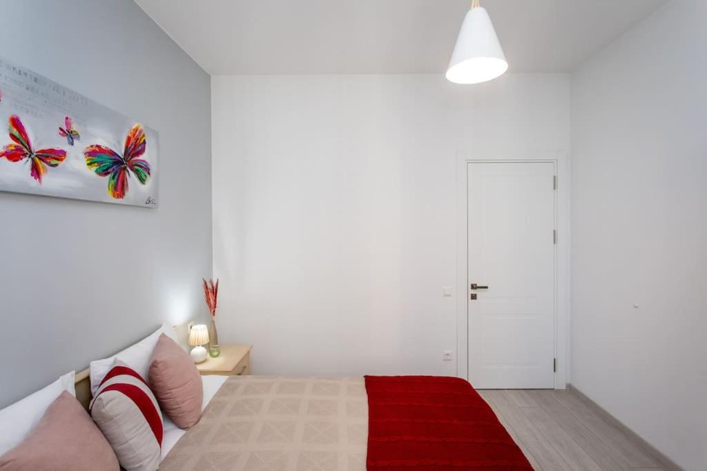 Medical University Metro 1BR Apartment, 11th Floor - City View - Free Private Parking - Self Check-in view 4