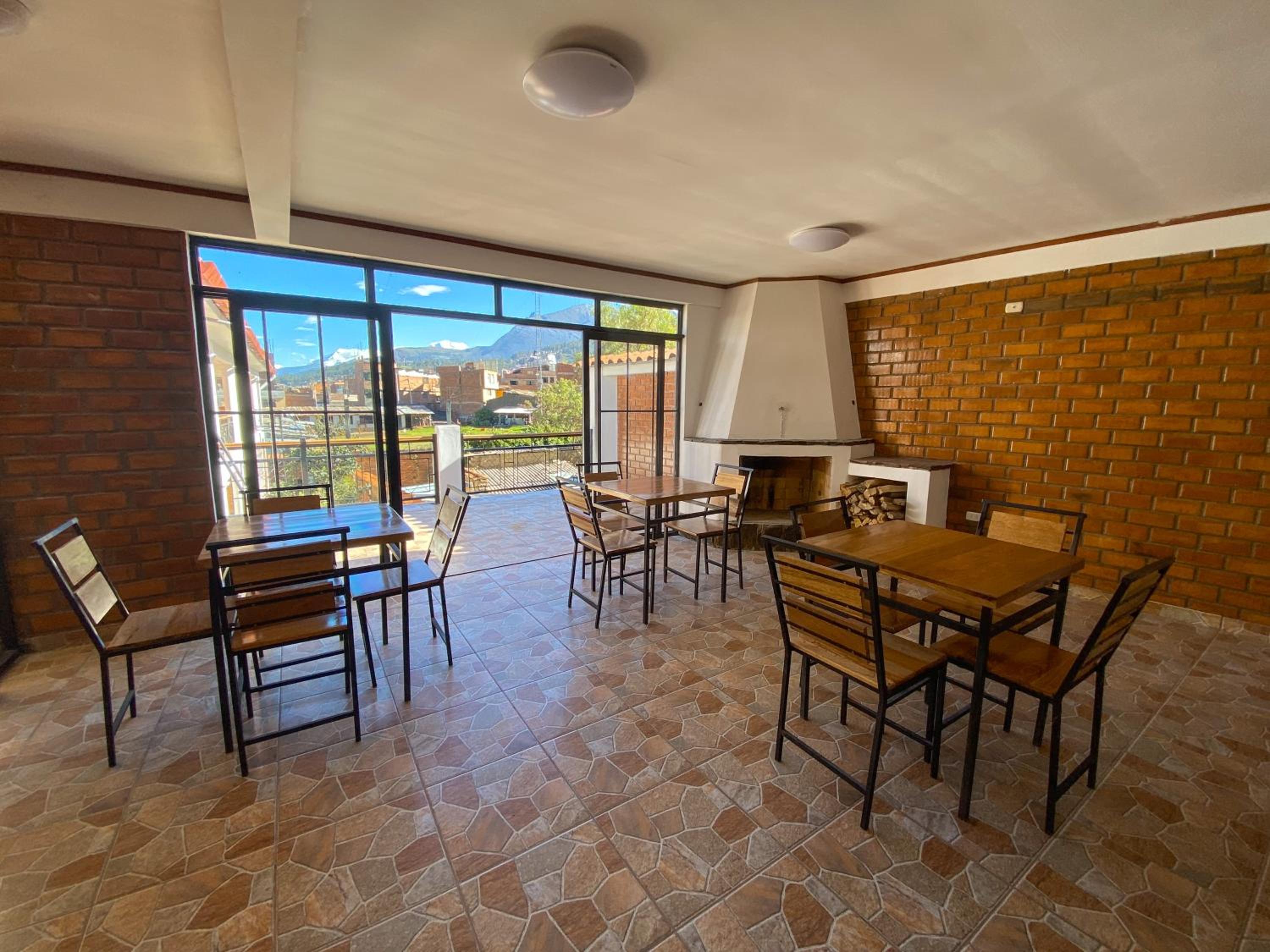 Tupac Huaraz view 3