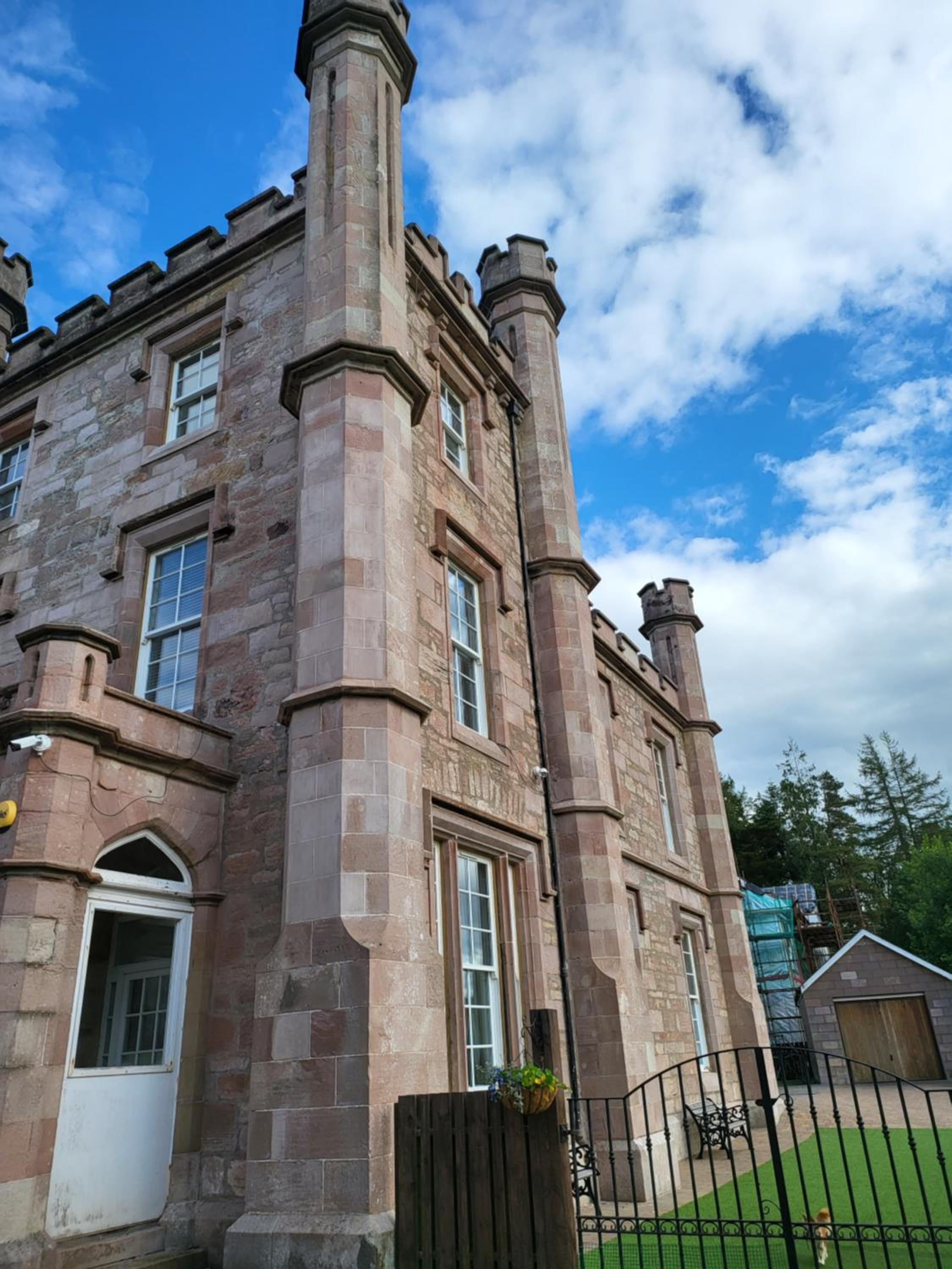 Langhouse Castle Bed and Breakfast view 4