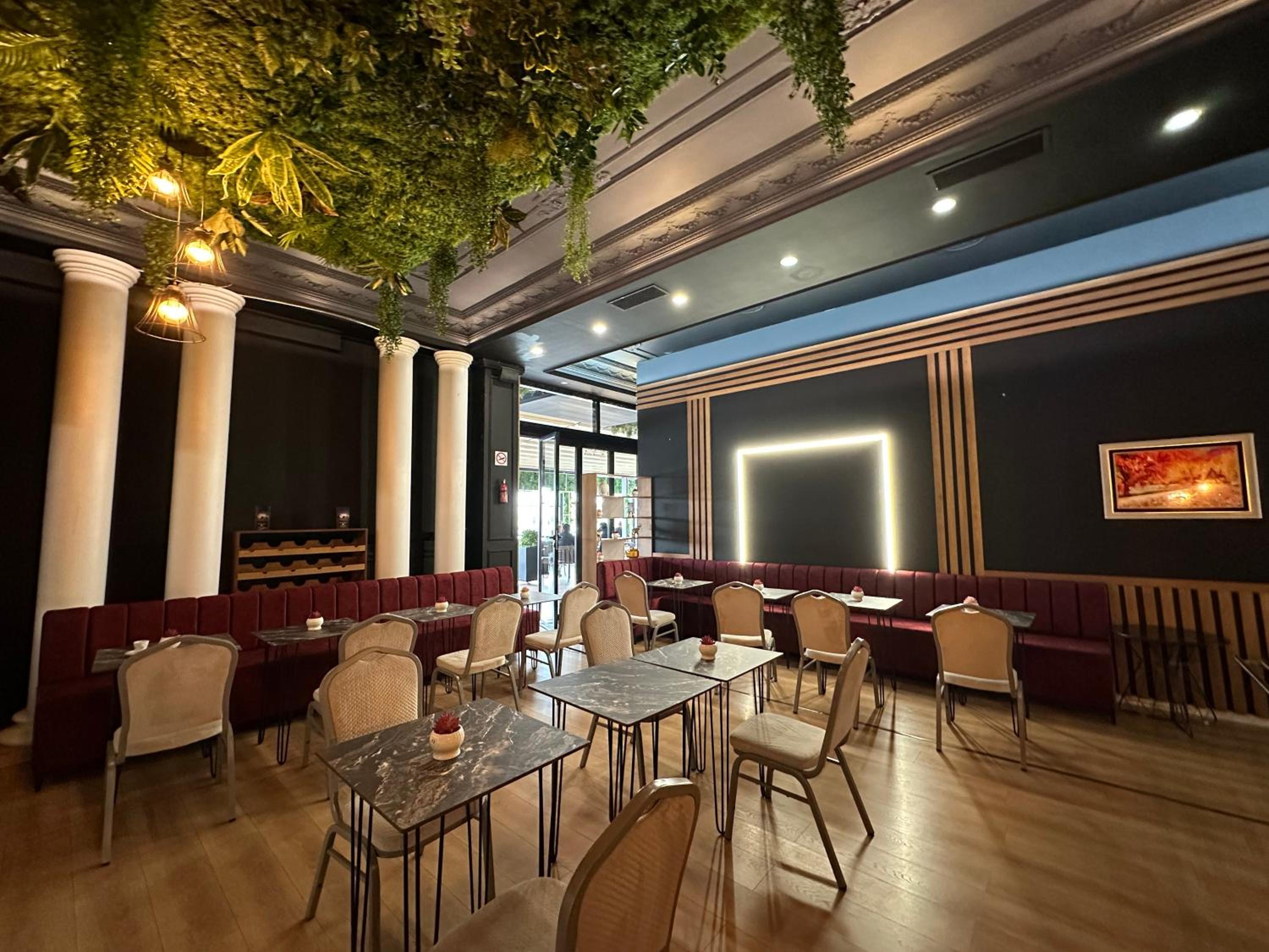 Hotel Colis