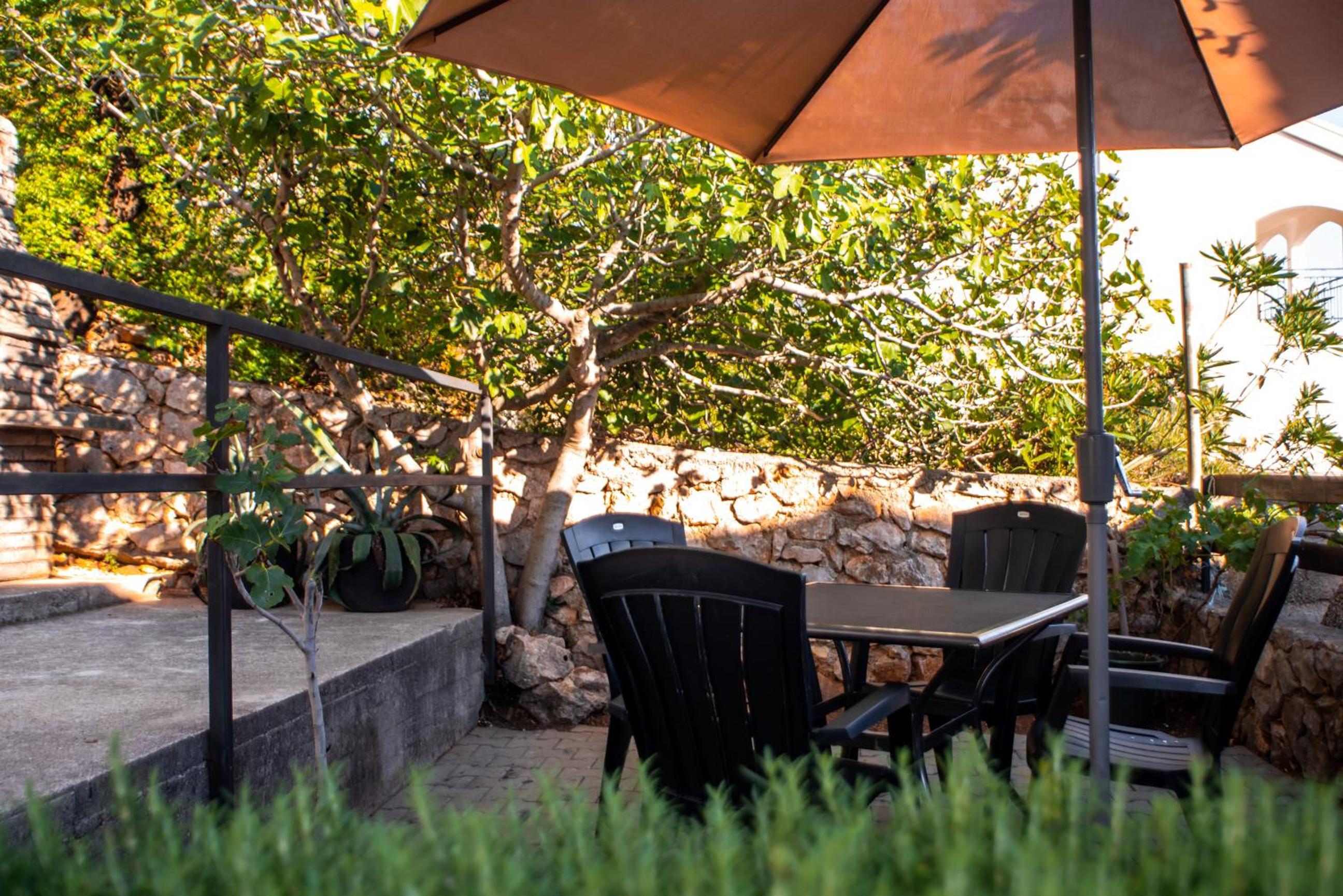 House Amalia view 3