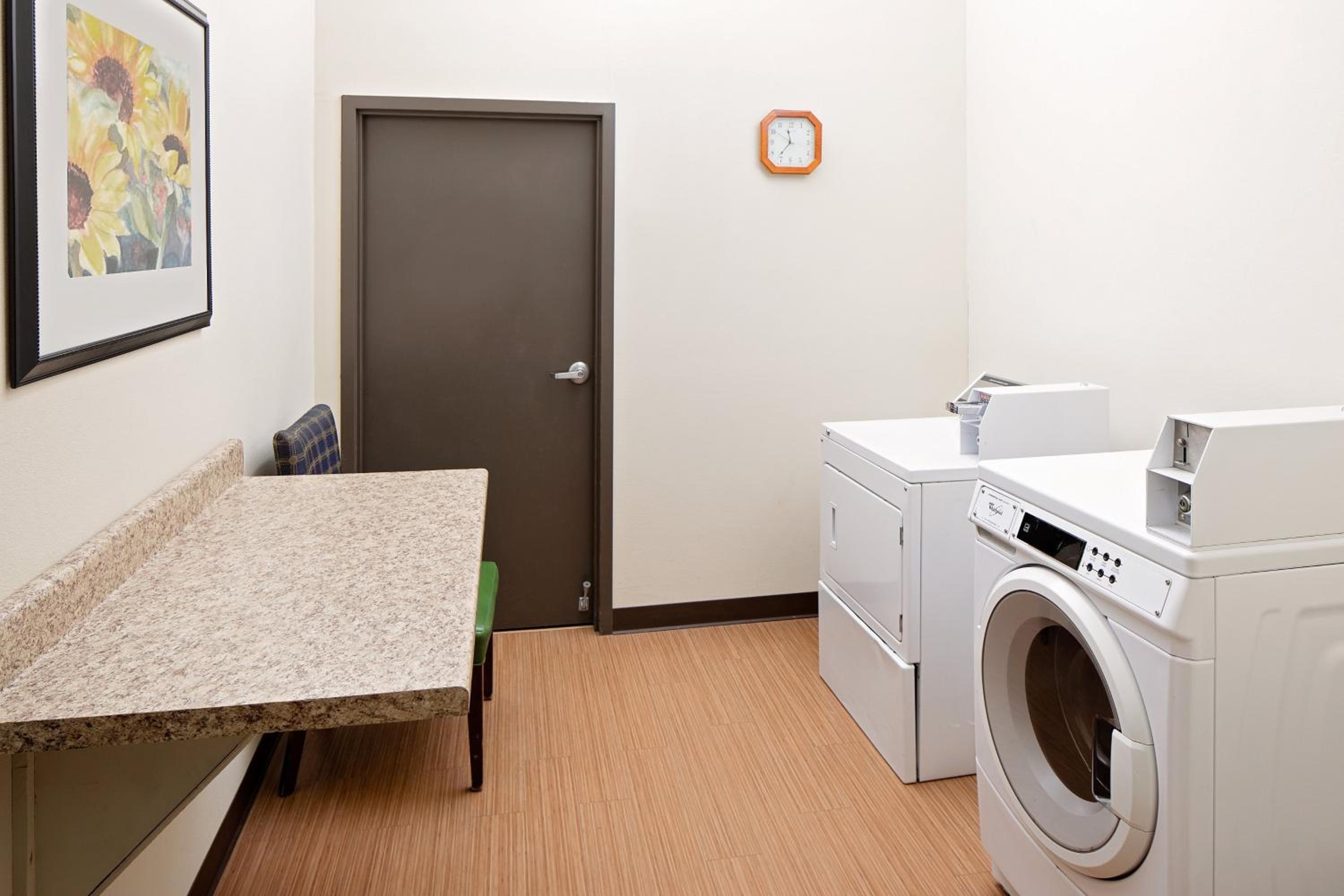 Ardmore Vacations - SpringHill Suites by Marriott Ardmore - Property Image 8