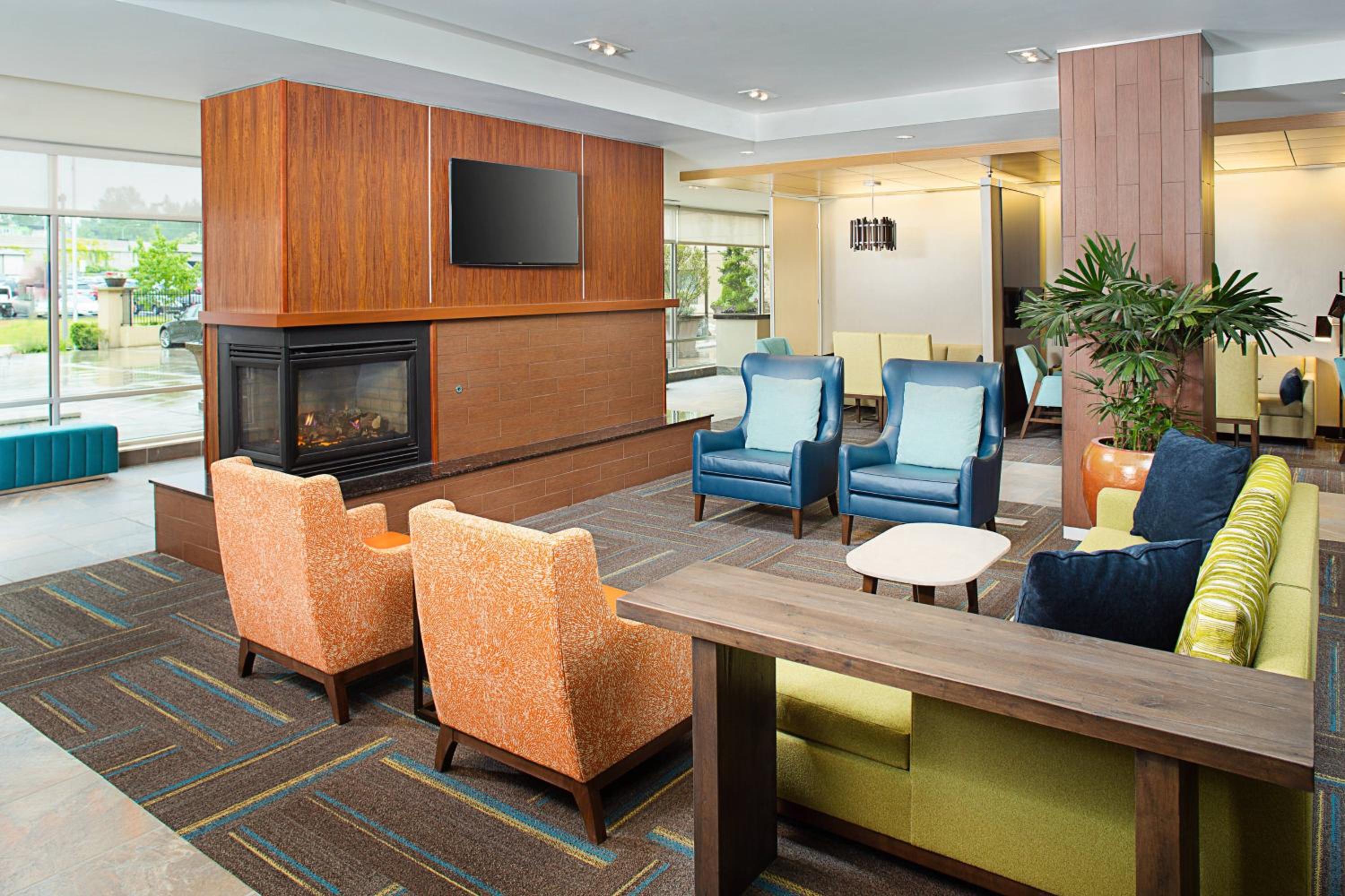 Seattle Vacations - Residence Inn Seattle Bellevue Downtown - Property Image 2