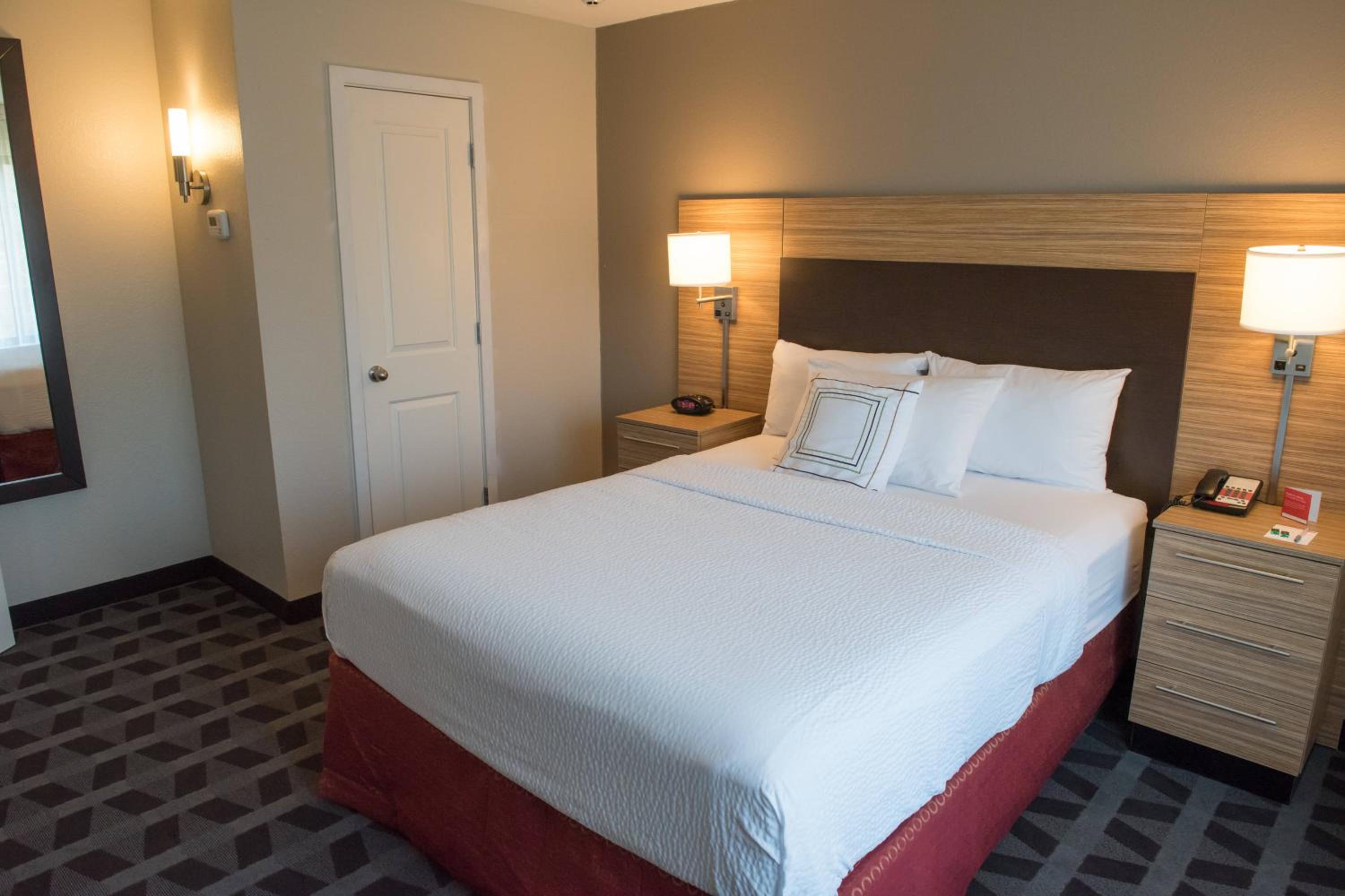 Battle Creek Vacations - TownePlace Suites by Marriott Battle Creek - Property Image 2