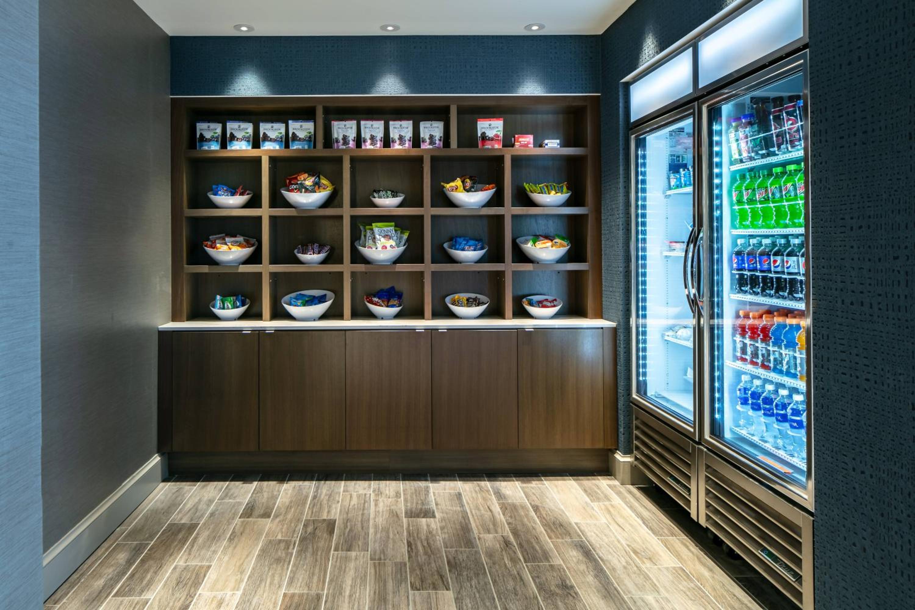 Des Moines Vacations - West Des Moines Marriott - Property Image 3