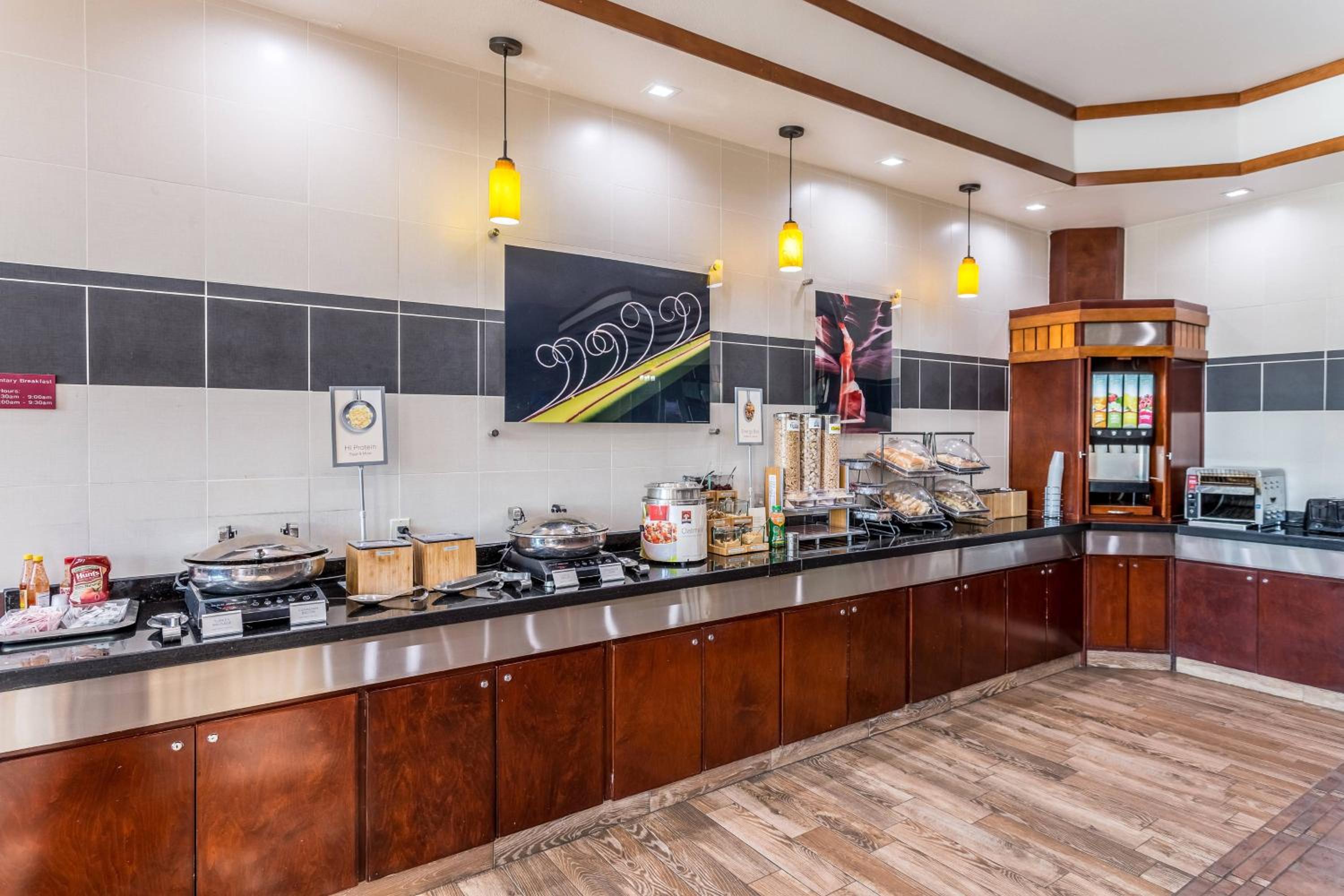 Alamogordo Vacations - Fairfield Inn  Suites by Marriott Alamogordo - Property Image 3