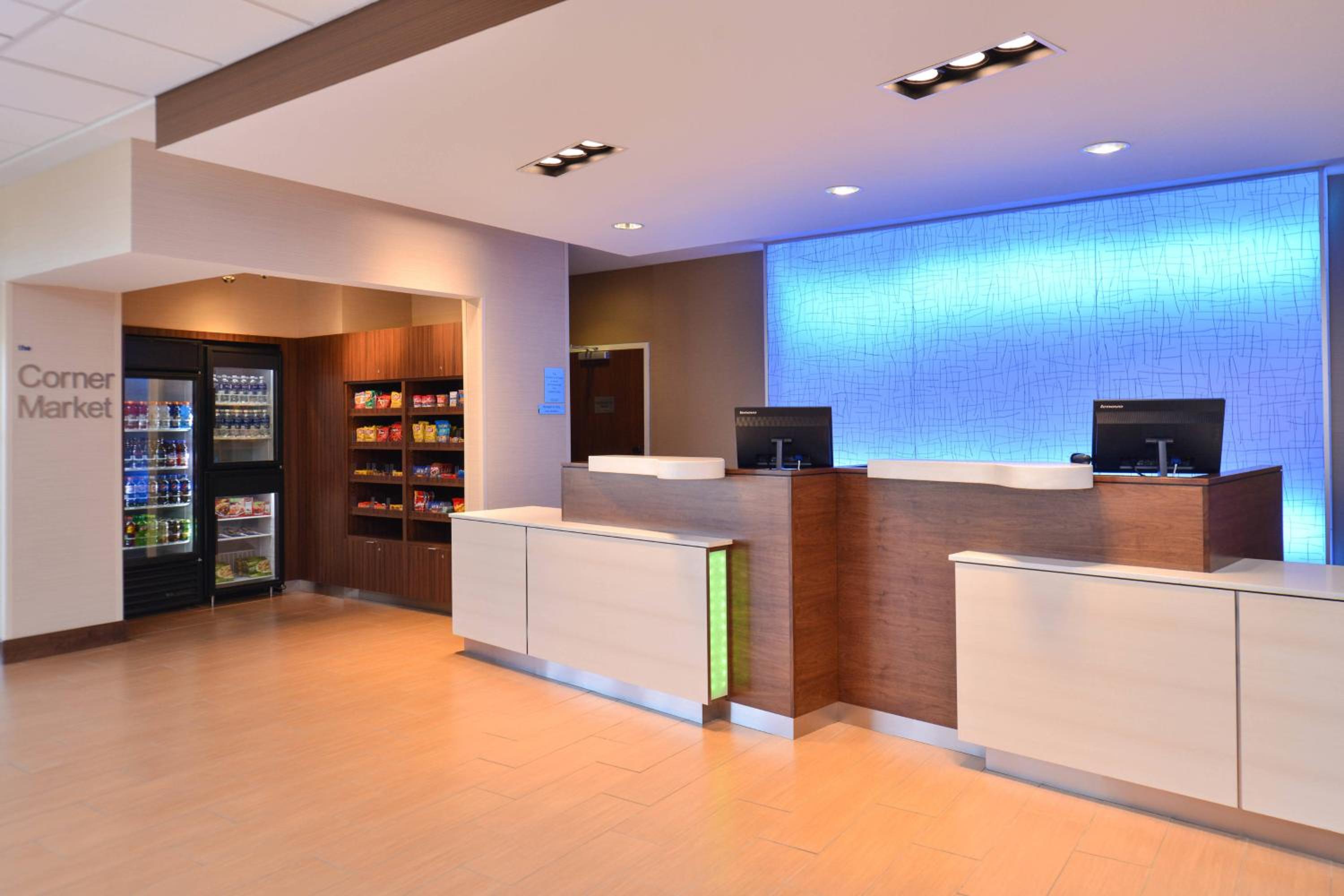 Farmington Vacations - Fairfield Inn  Suites Farmington - Property Image 2