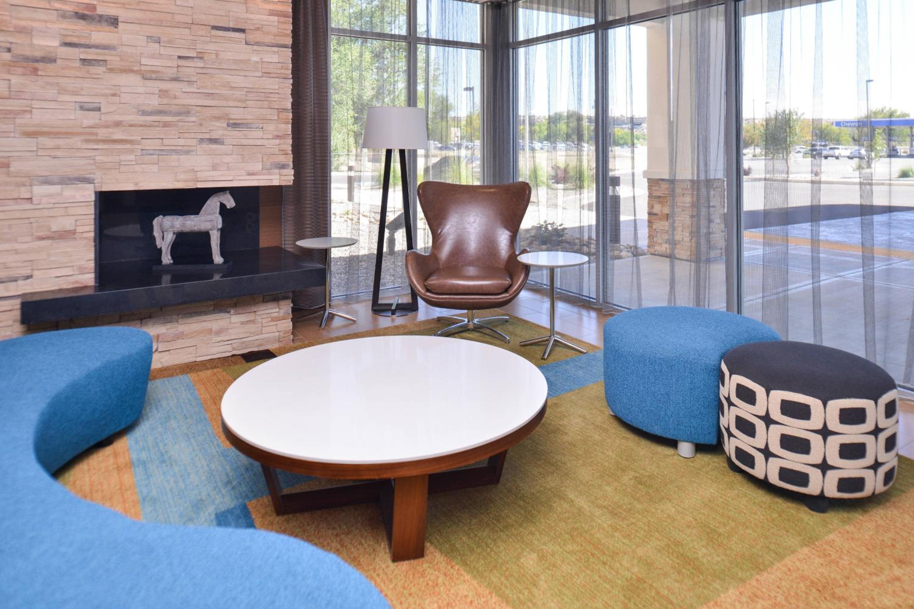Farmington Vacations - Fairfield Inn  Suites Farmington - Property Image 3