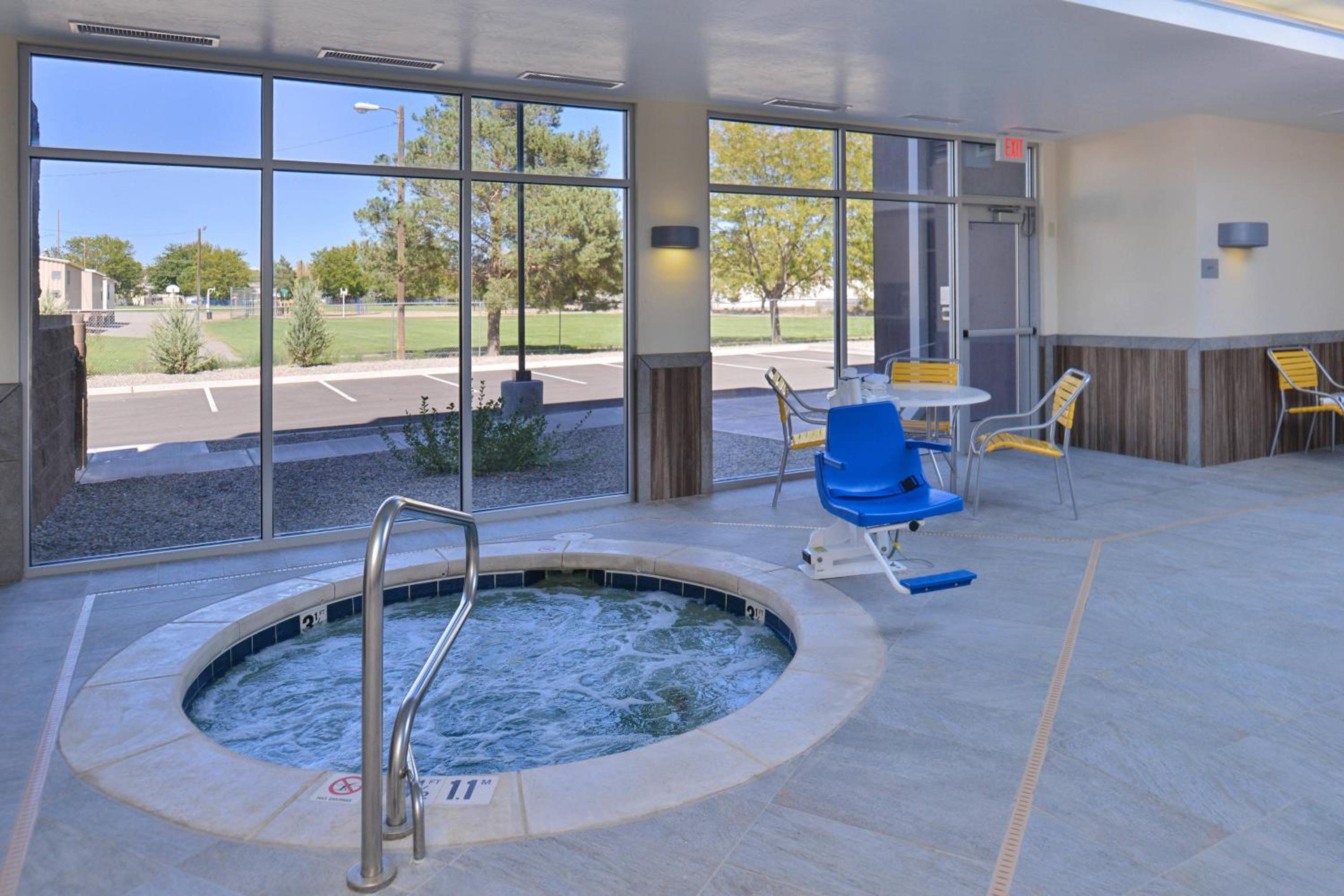 Farmington Vacations - Fairfield Inn  Suites Farmington - Property Image 6