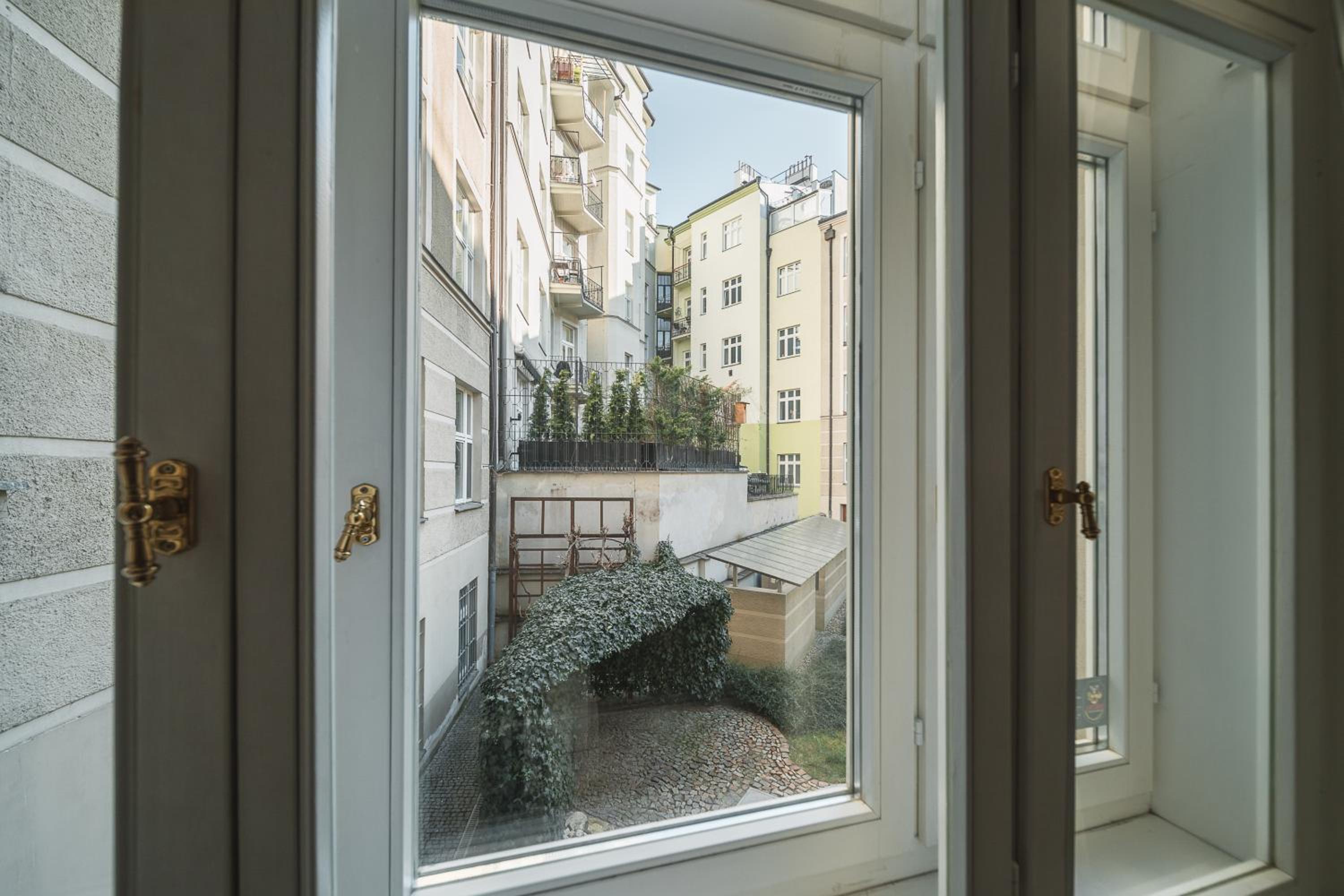 Josefov Riverside Apartment