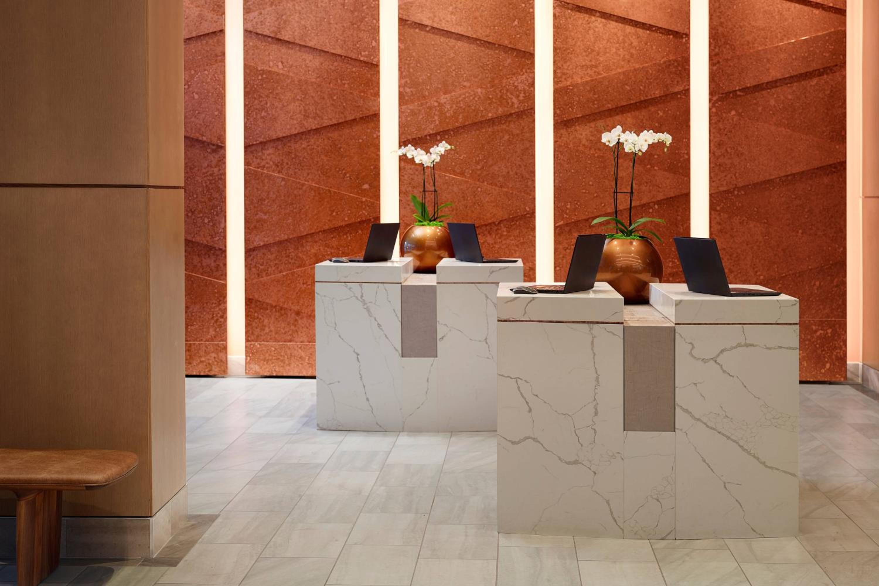 Lexington Vacations - Lexington Marriott City Center - Property Image 27