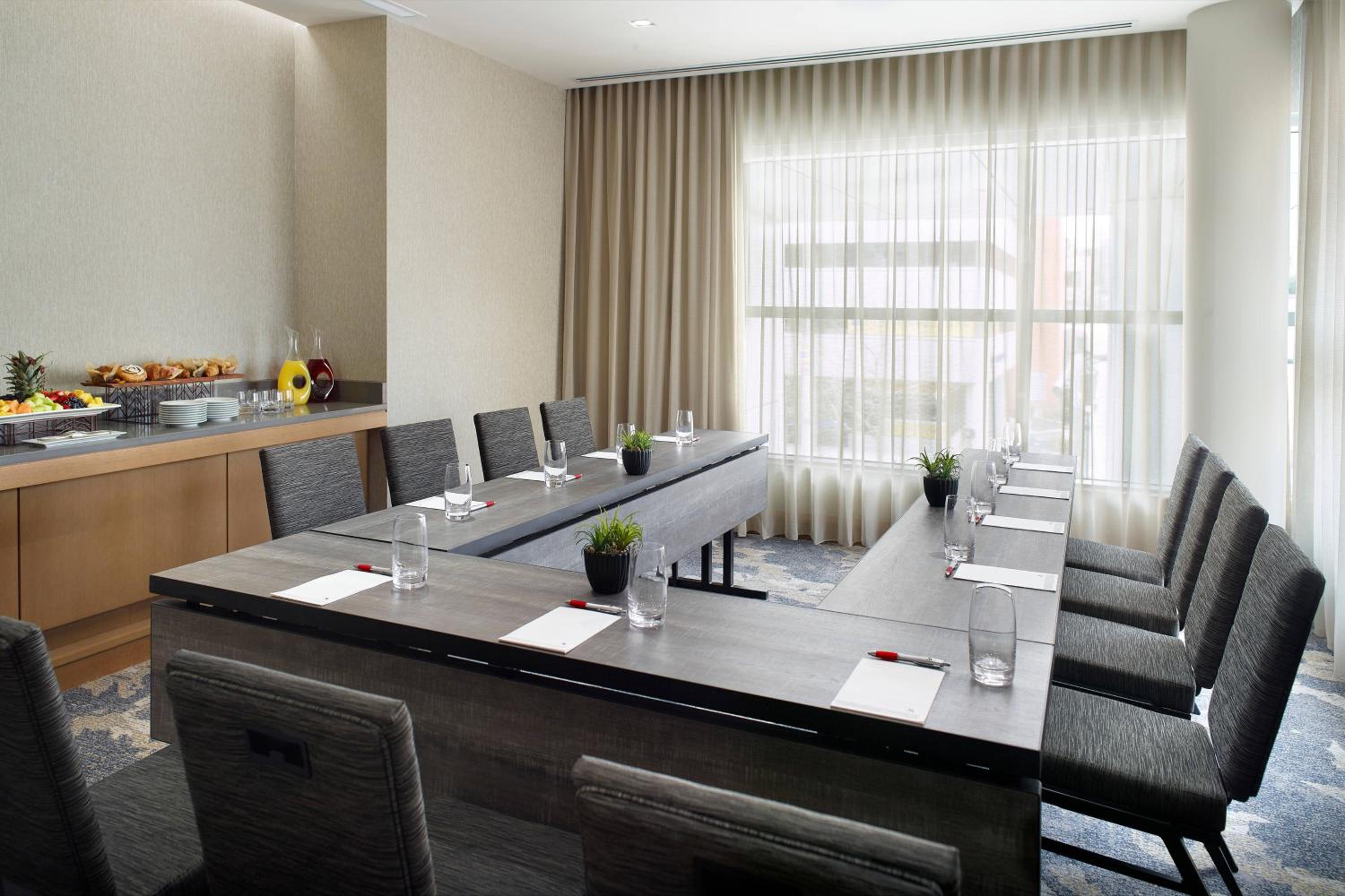 Lexington Vacations - Lexington Marriott City Center - Property Image 22