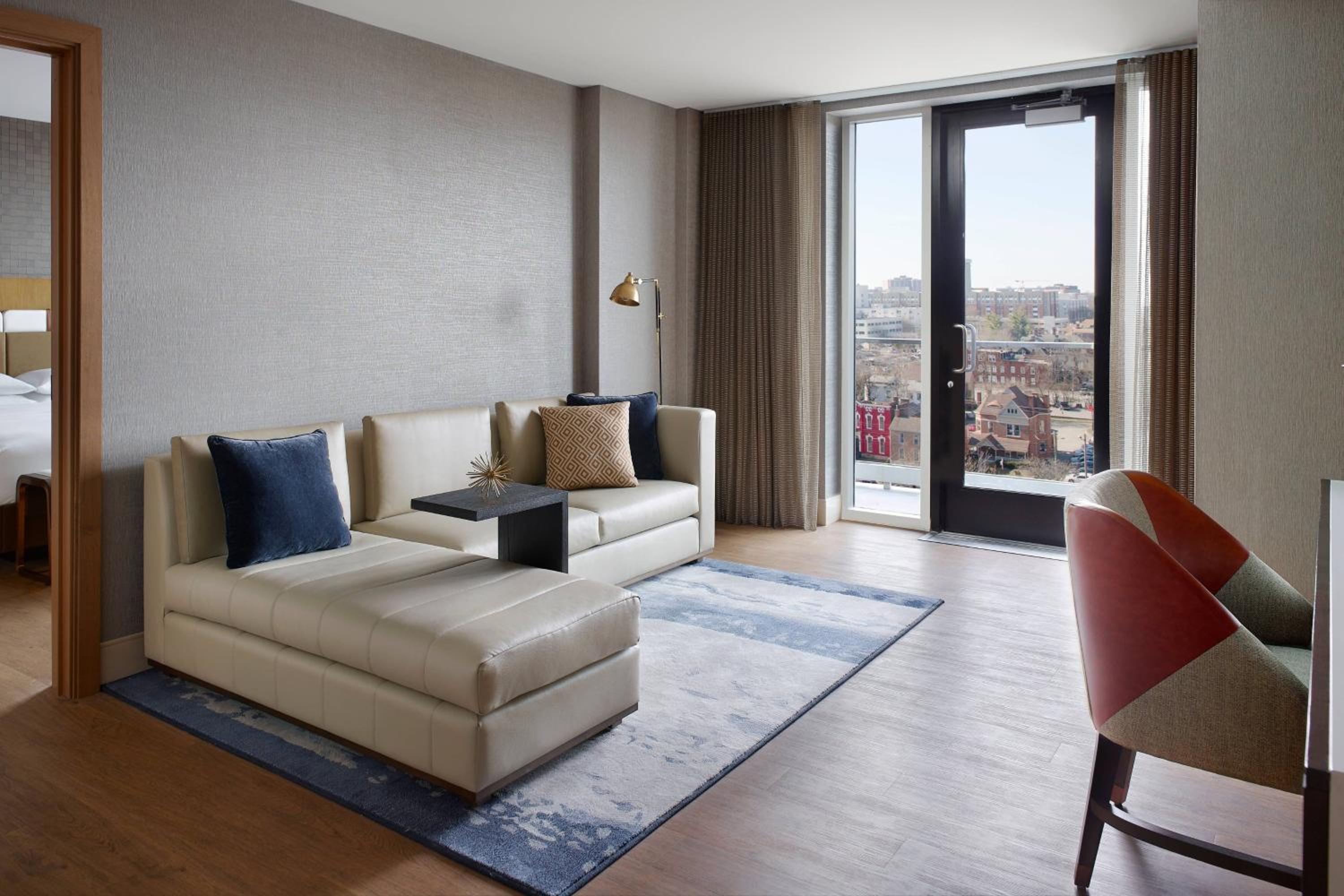 Lexington Vacations - Lexington Marriott City Center - Property Image 45