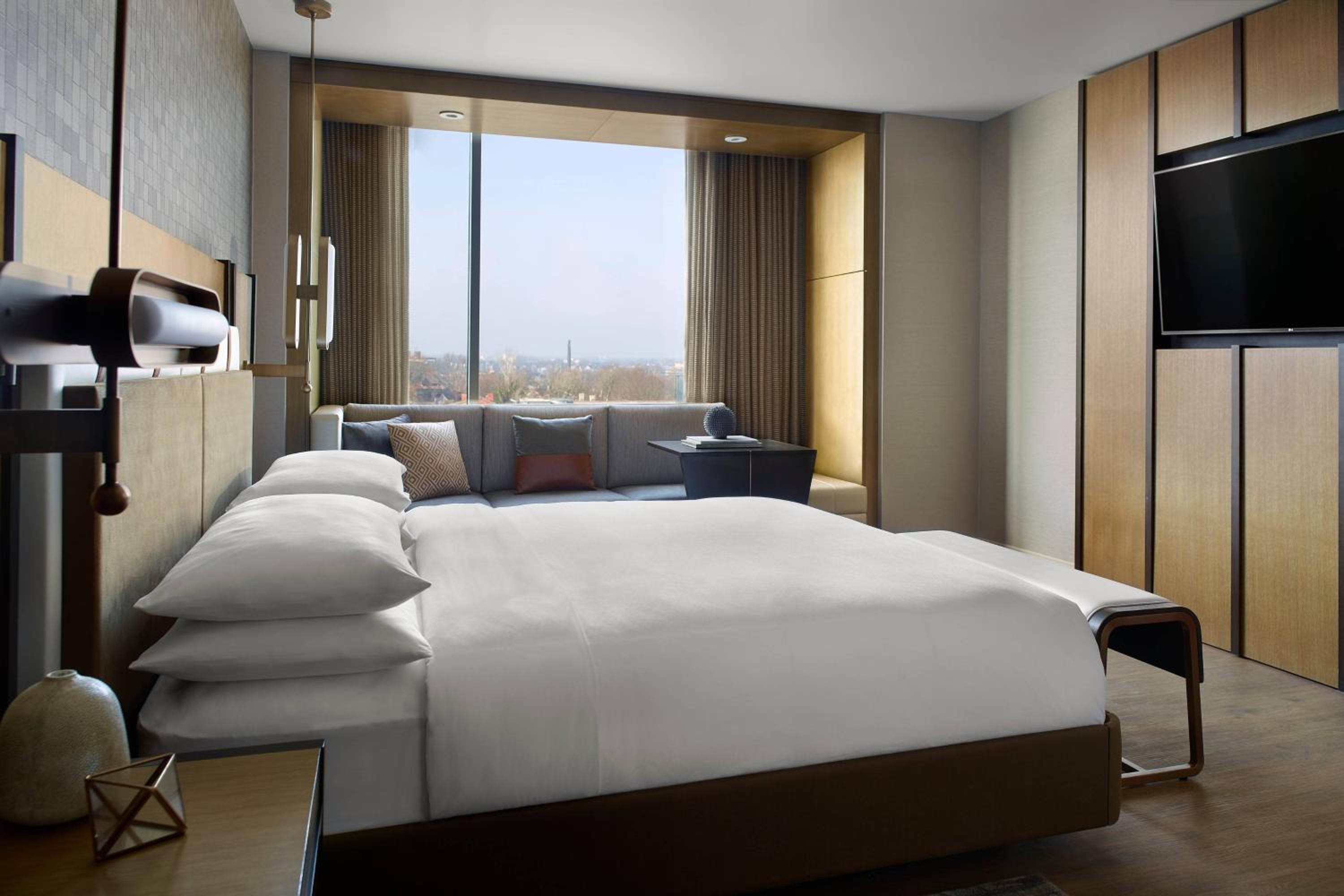 Lexington Vacations - Lexington Marriott City Center - Property Image 46