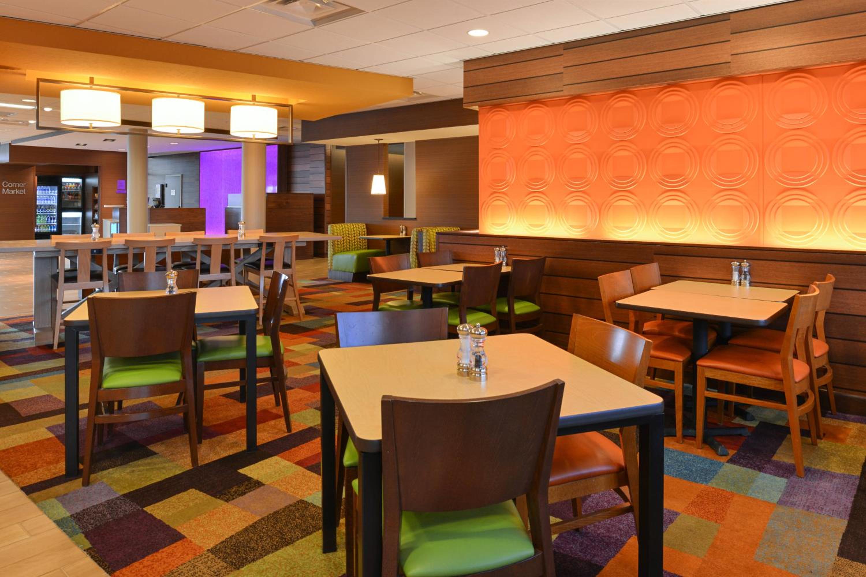 Gallup Vacations - Fairfield Inn  Suites by Marriott Gallup - Property Image 5