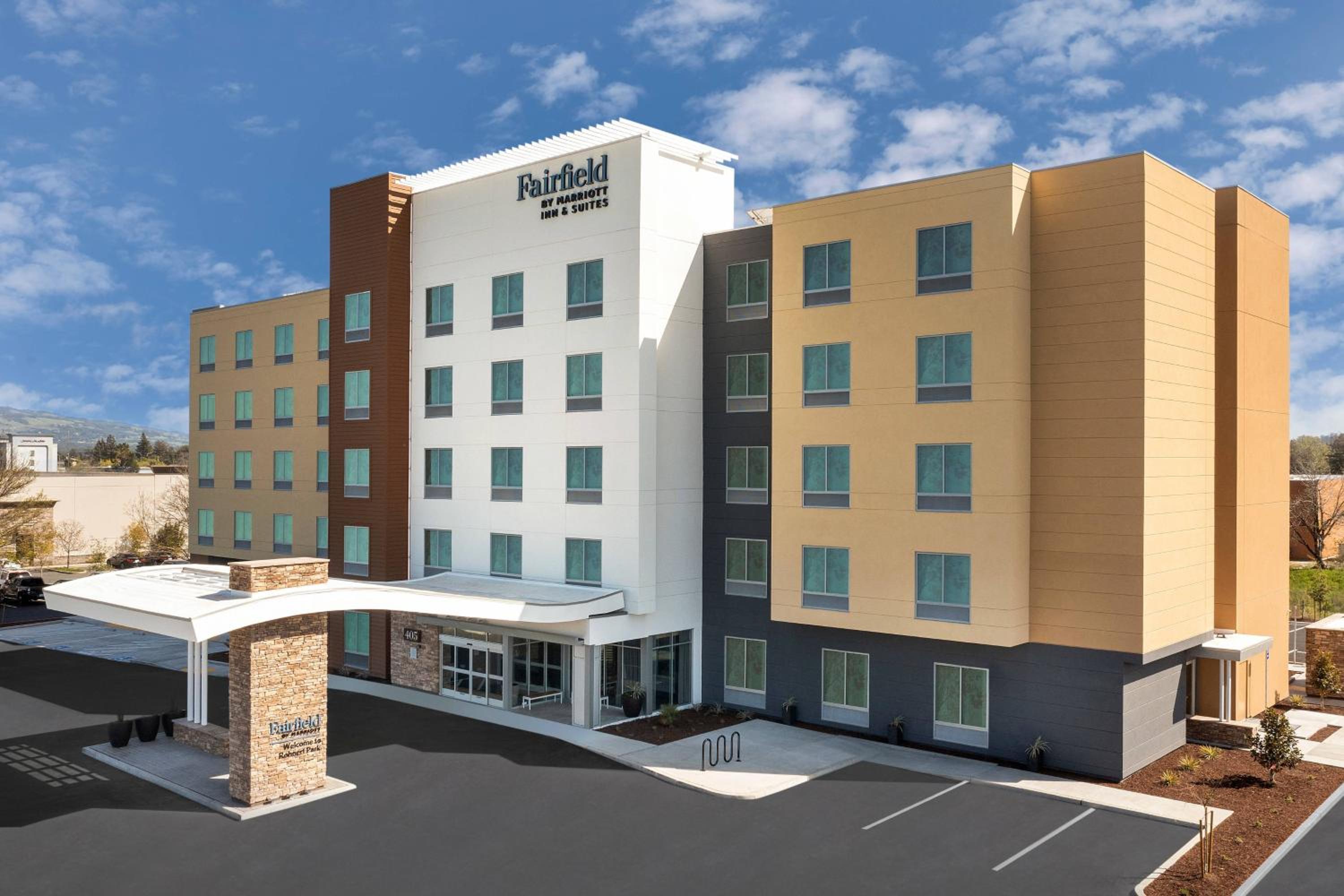 Rohnert Park Vacations - Fairfield Inn  Suites by Marriott Santa Rosa Rohnert Park - Property Image 2