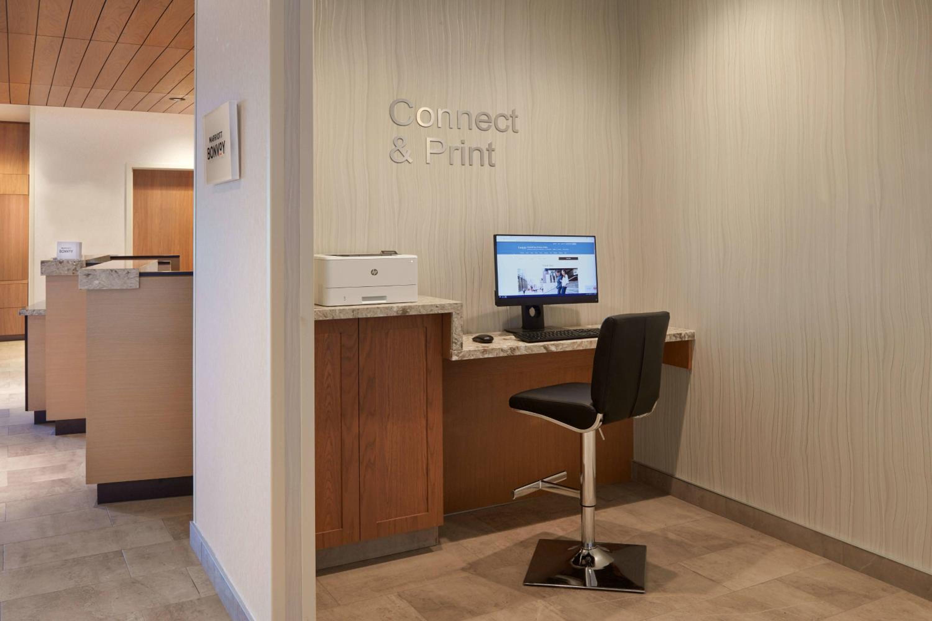 Orillia Vacations - Fairfield by Marriott Inn  Suites Orillia - Property Image 5