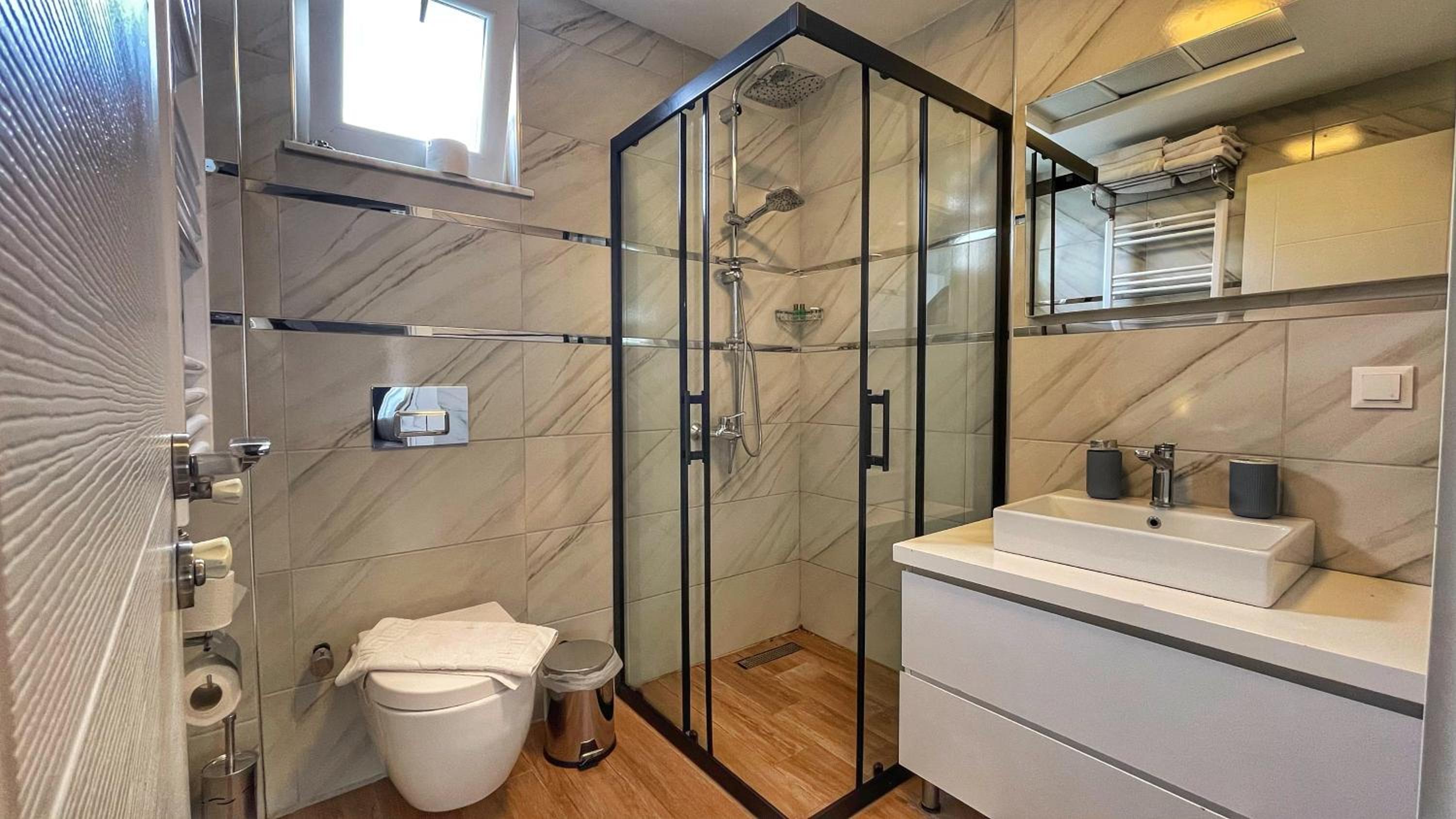 Sun Suites - Image 29