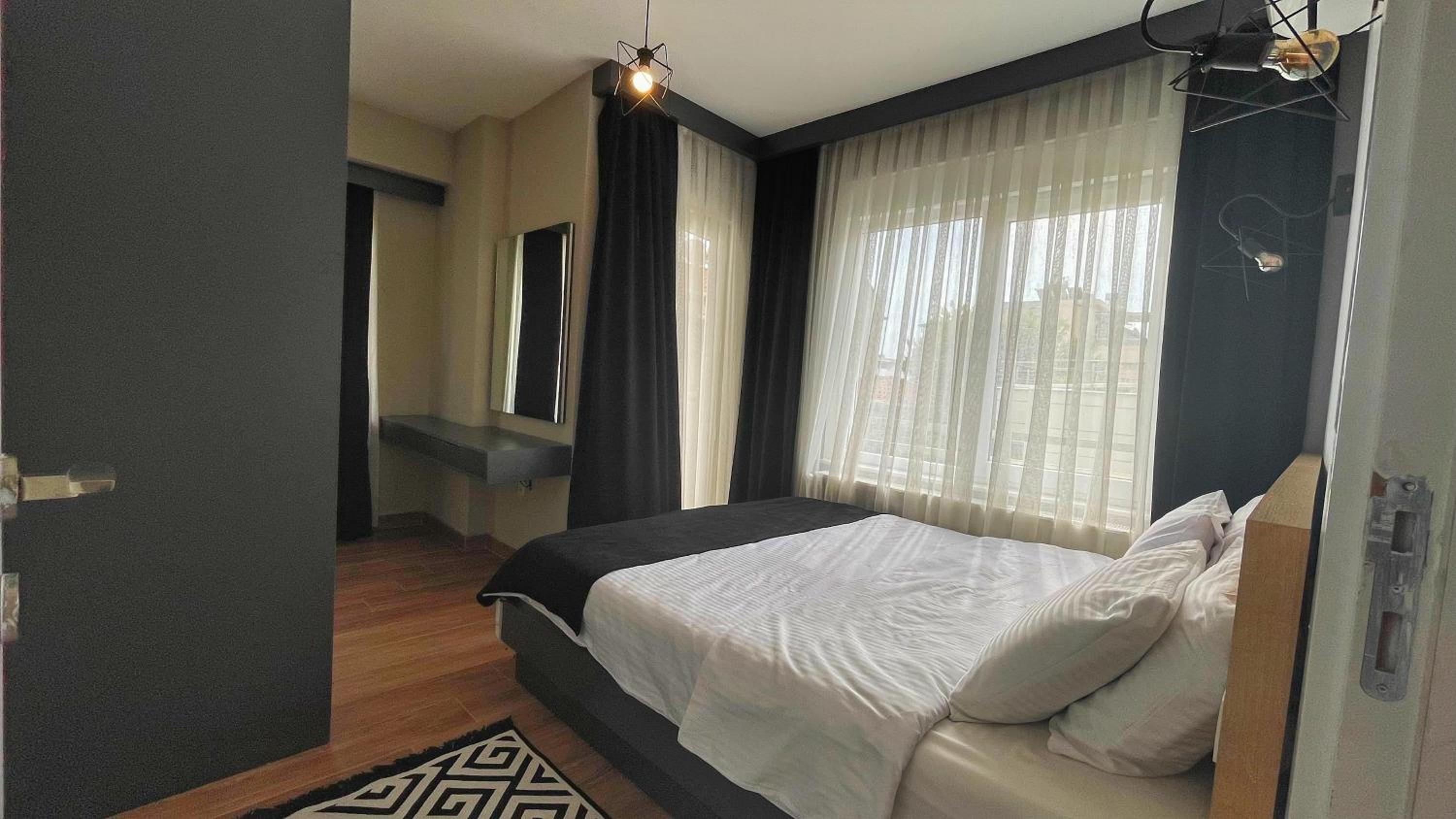 Sun Suites - Image 37