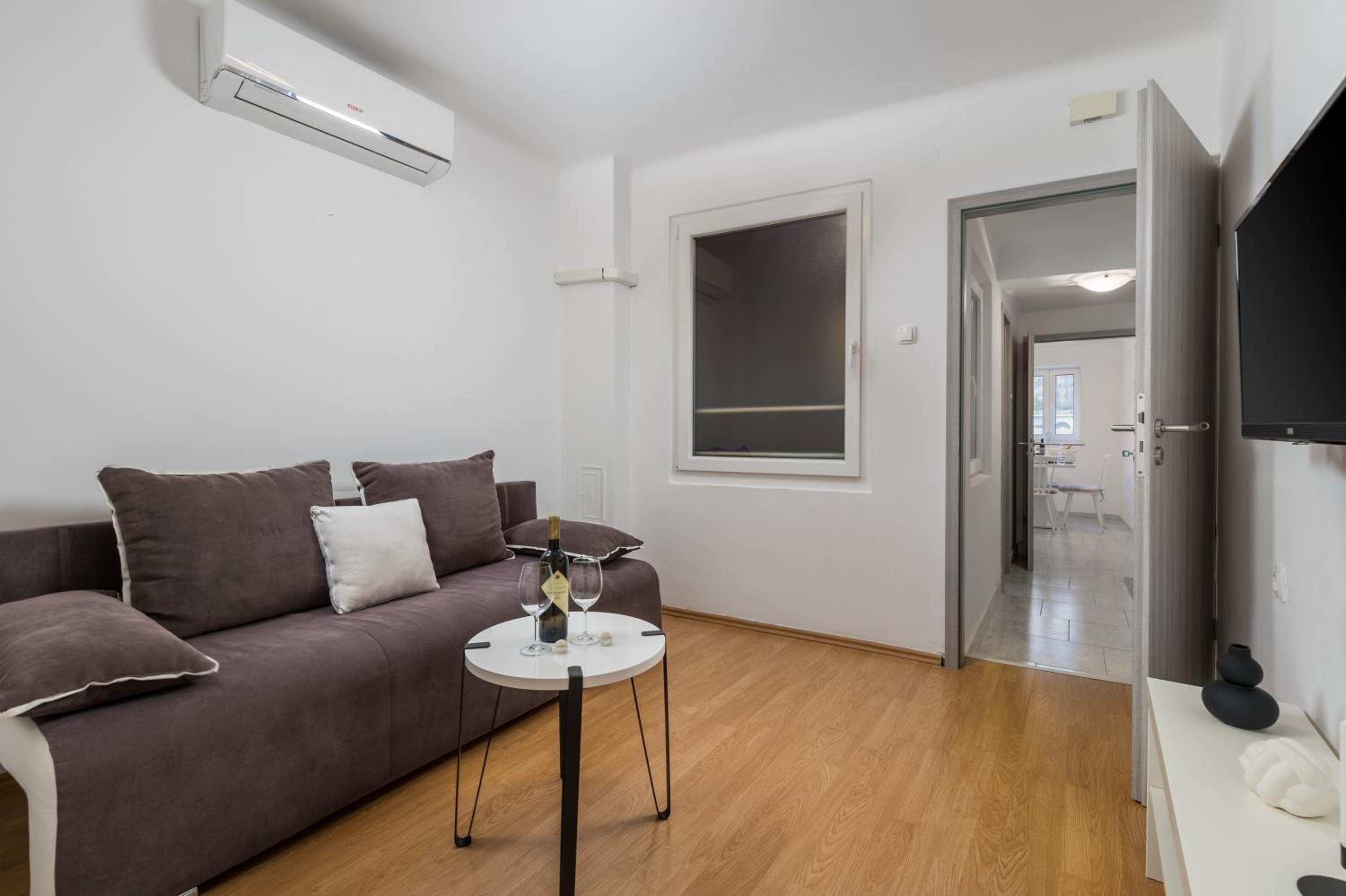 Main View Apartment view 4