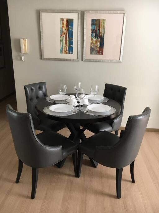 Spacious BGC 2 BR with a view