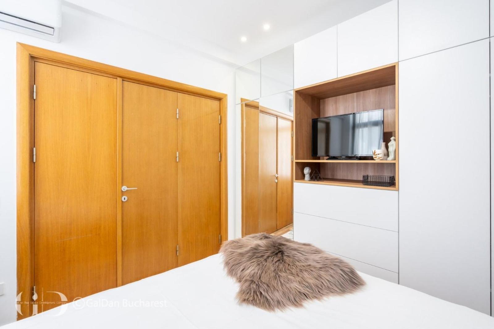 Old Town Bucharest, Lovely 2 Bedrooms Apartment