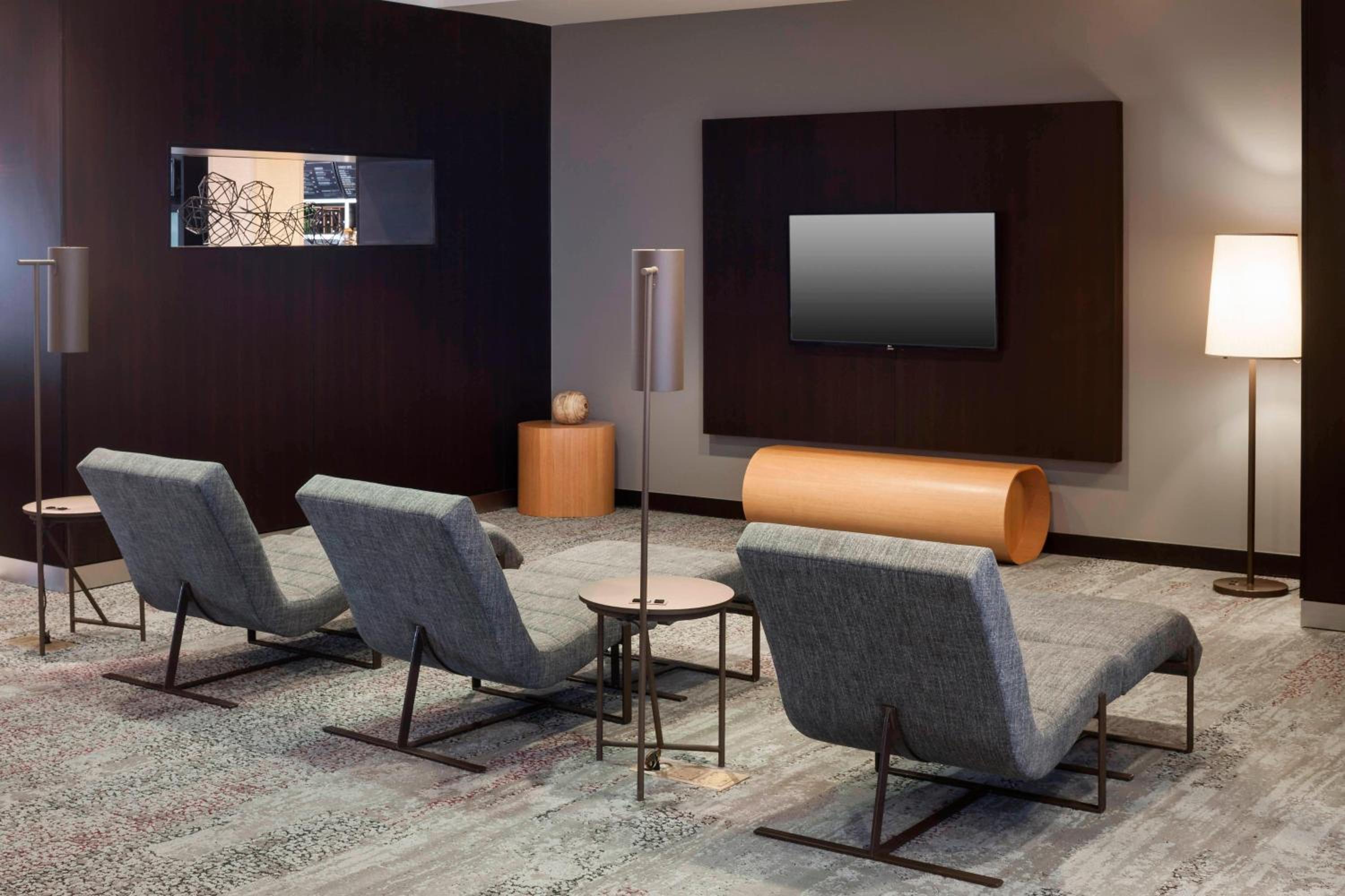 Courtyard Phoenix Chandler/Fashion Center - Property Image 27