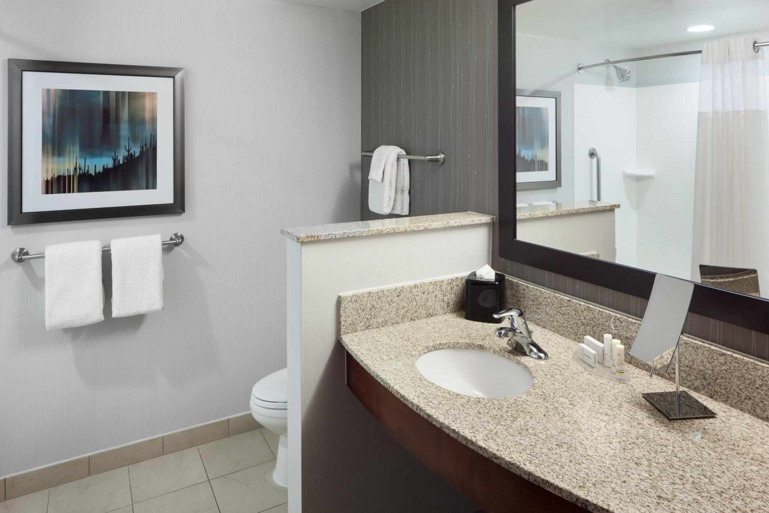 Courtyard Phoenix Chandler/Fashion Center - Property Image 3