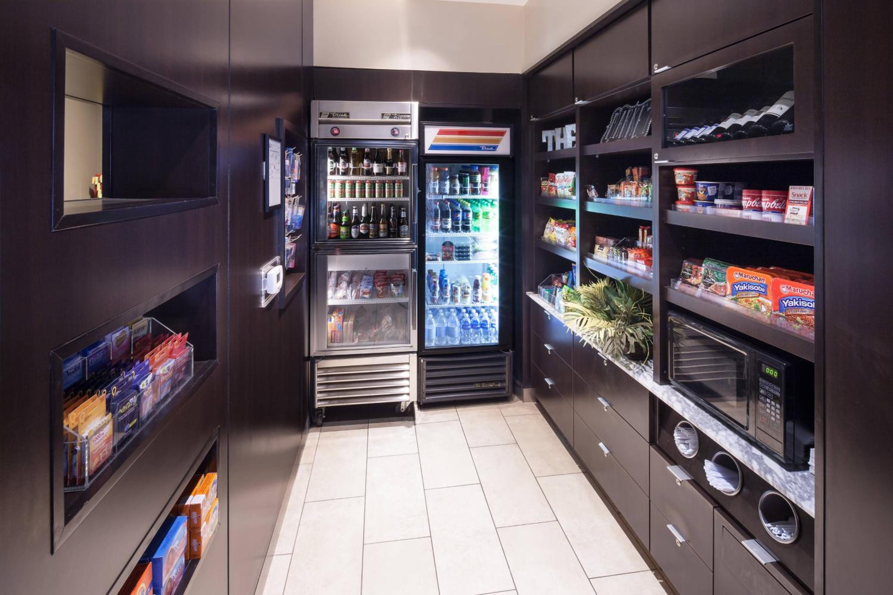 Courtyard Phoenix Chandler/Fashion Center - Property Image 8