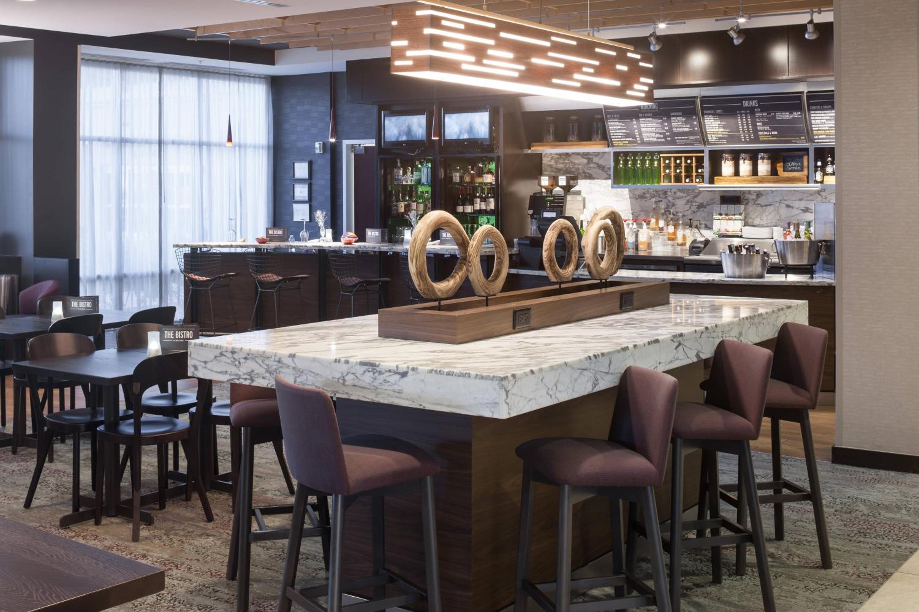 Courtyard Phoenix Chandler/Fashion Center - Property Image 14