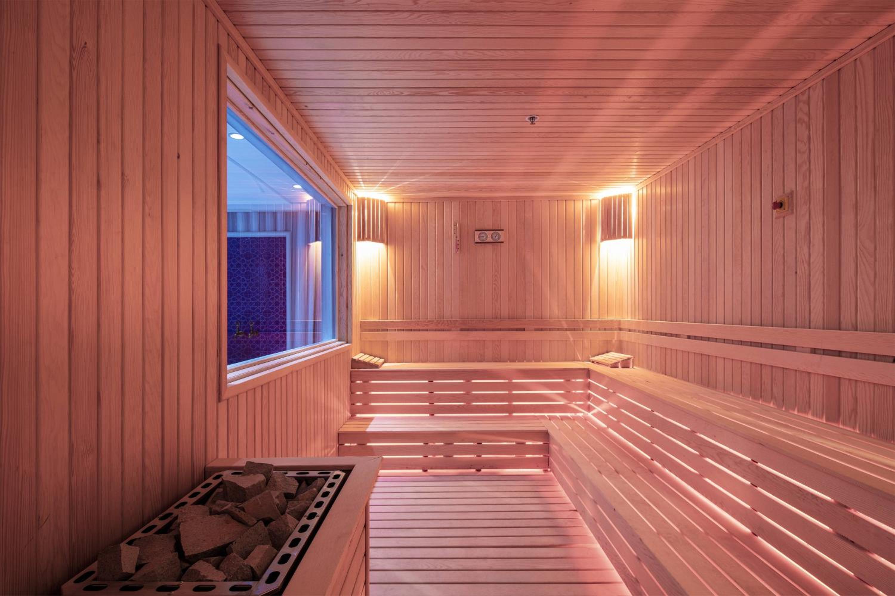 Delta Hotels by Marriott İstanbul Kağıthane - Image 8