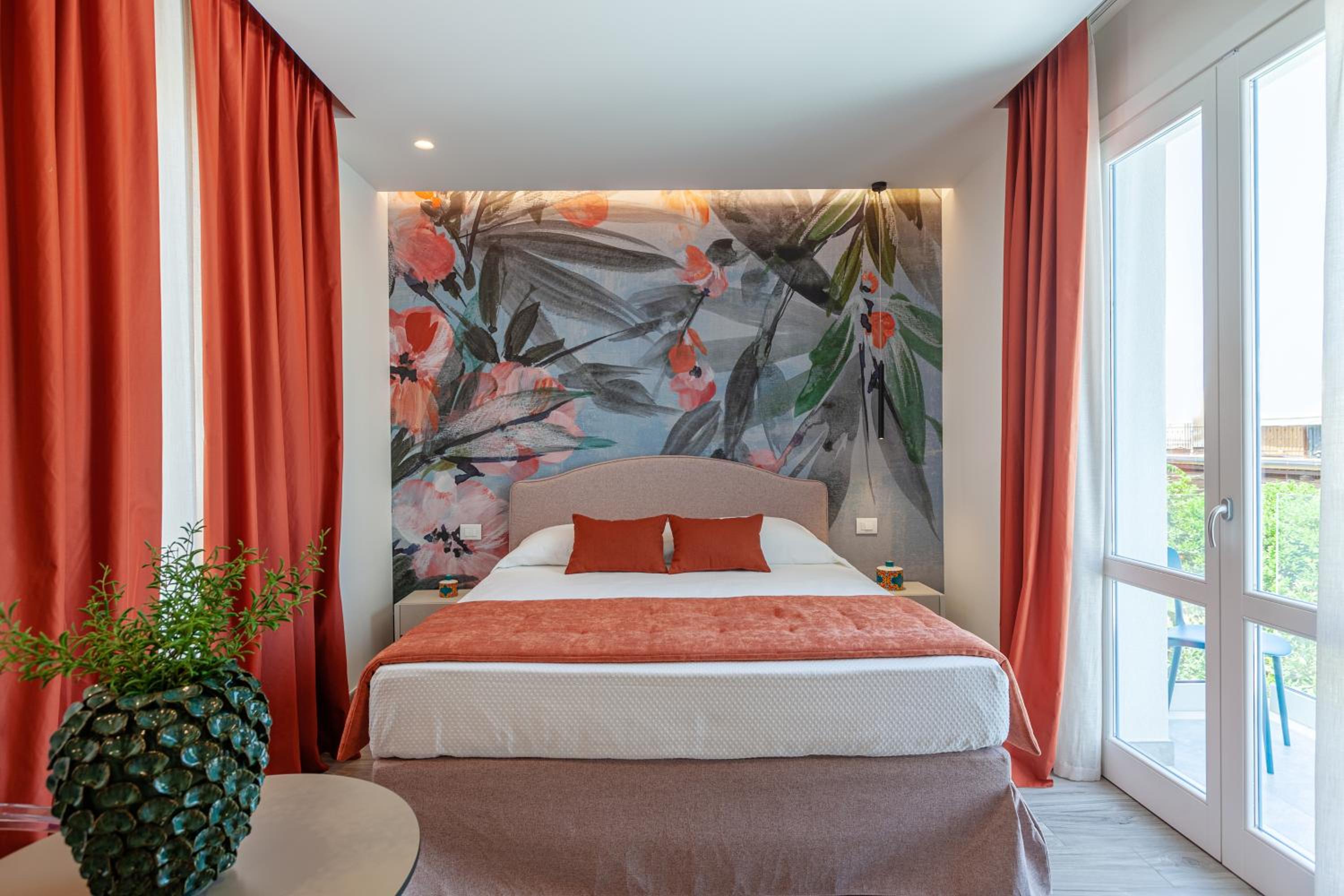 zaararooms