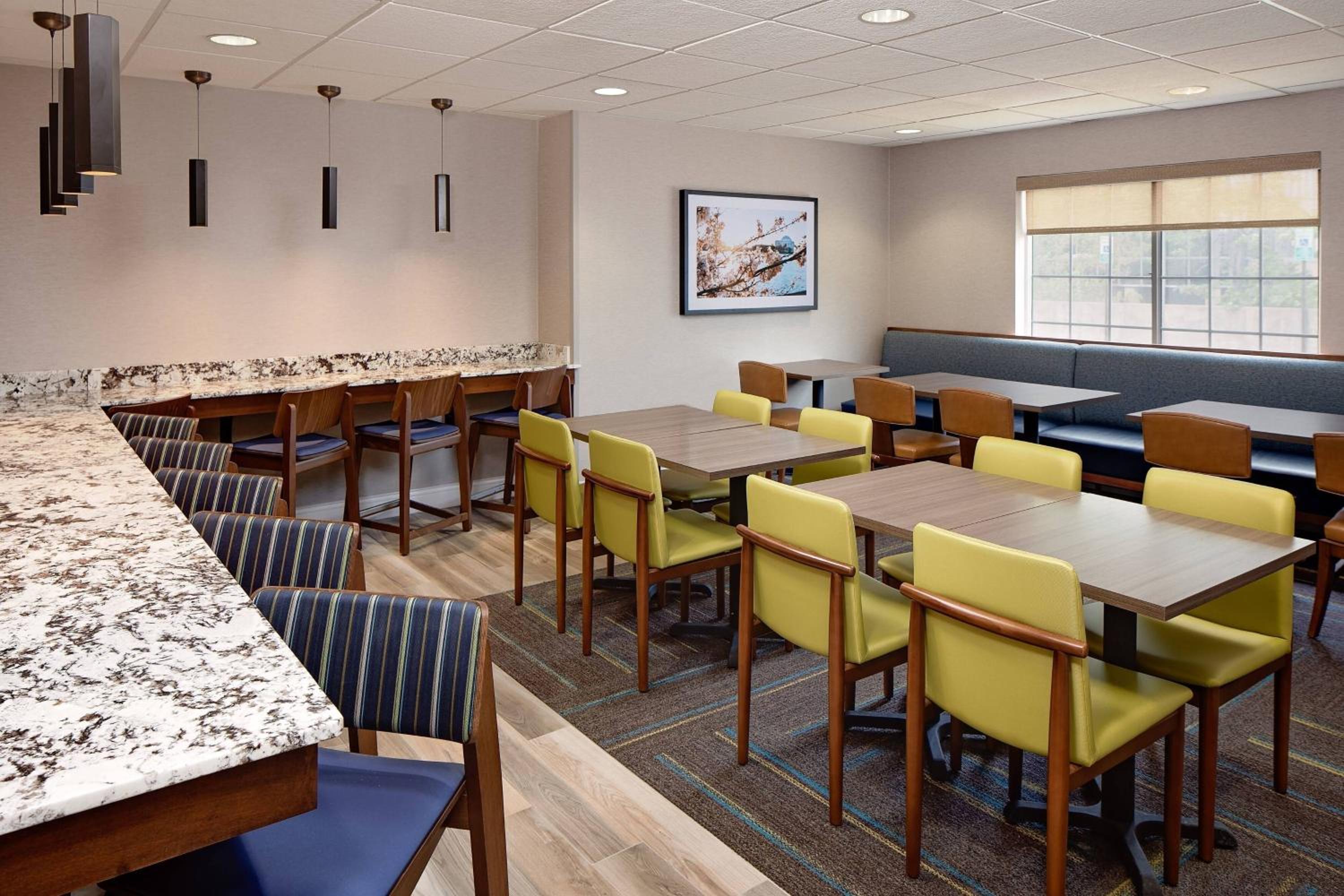 Residence Inn by Marriott Tysons - Property Image 14