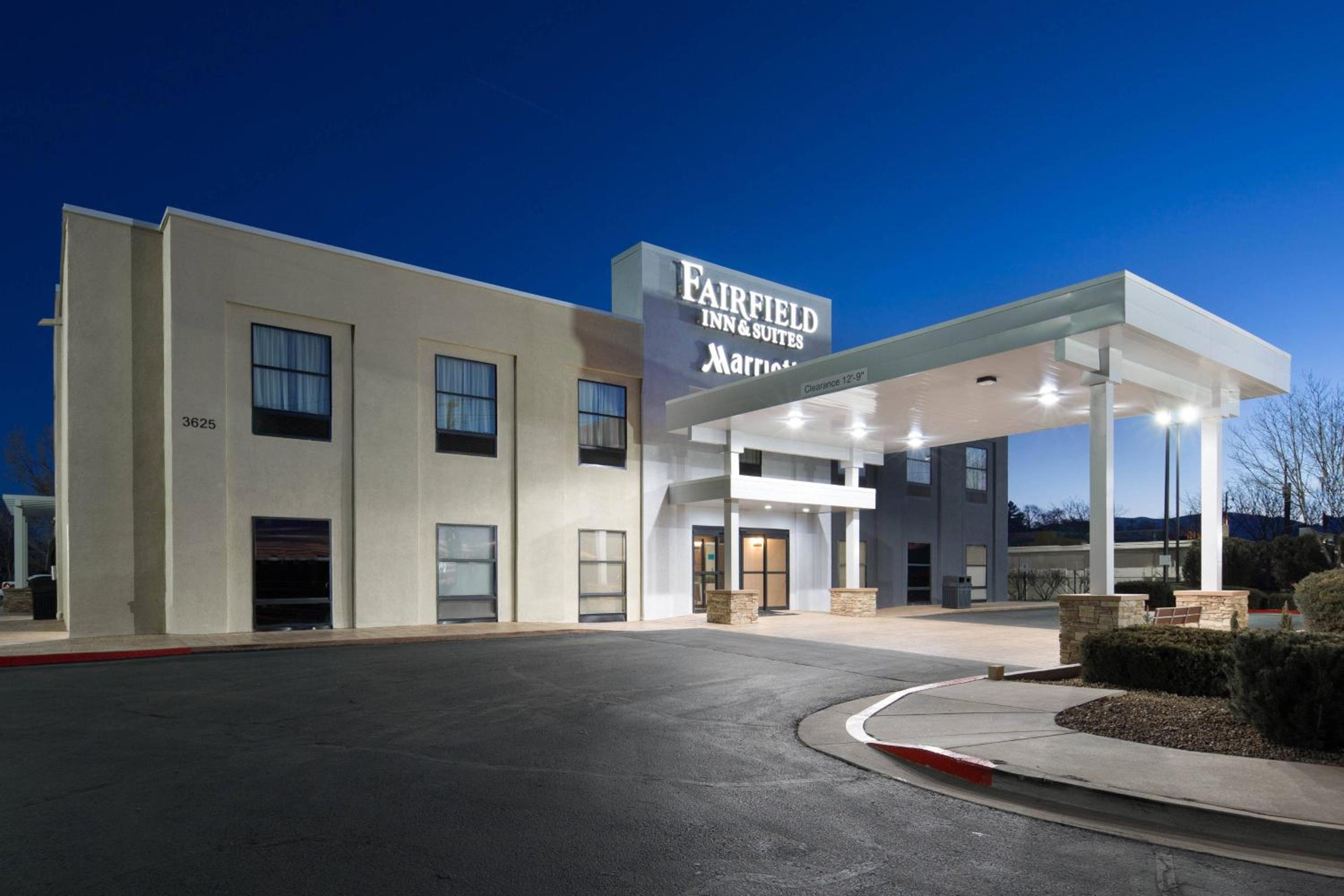 Santa Fe Vacations - Fairfield Inn  Suites by Marriott Santa Fe - Property Image 1