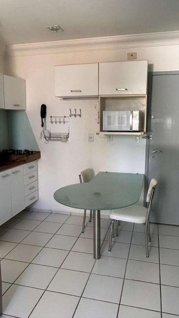 Lindo Apartamento com piscina à 100m do MAR