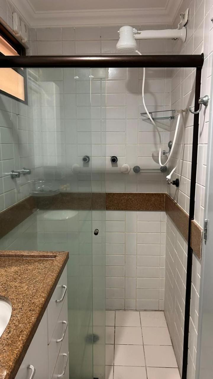 Lindo Apartamento com piscina à 100m do MAR