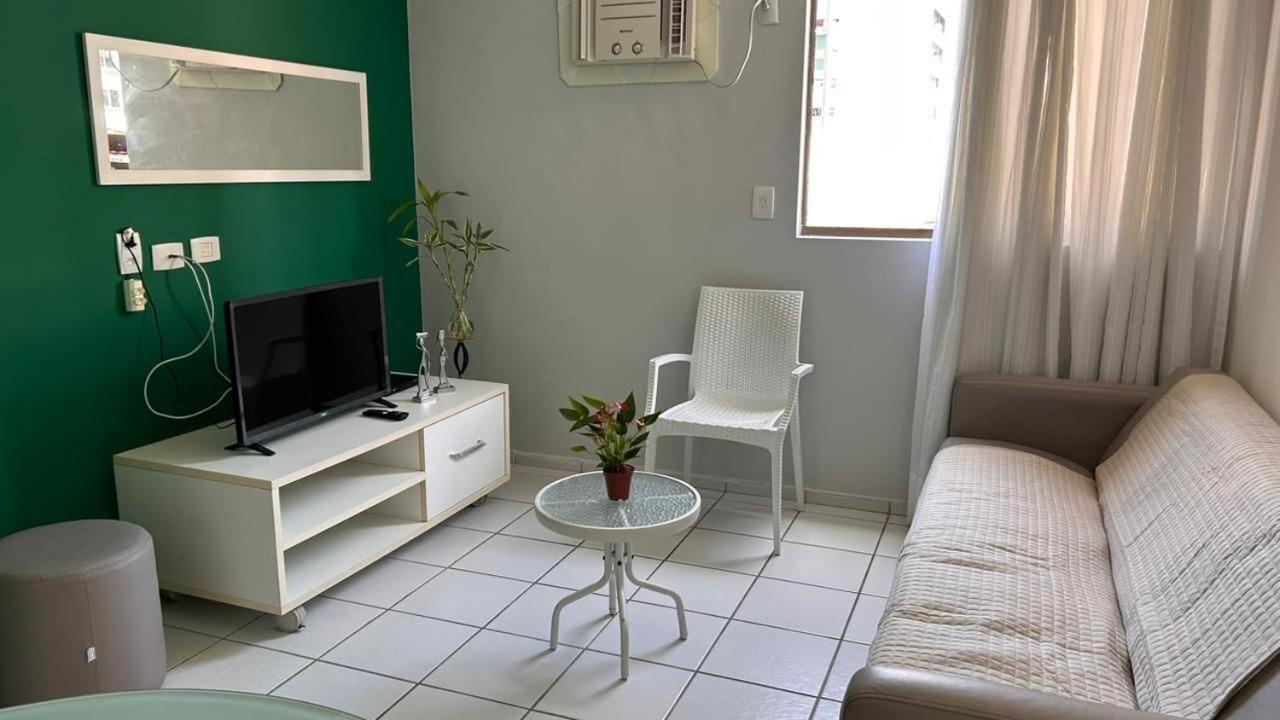 Lindo Apartamento com piscina à 100m do MAR