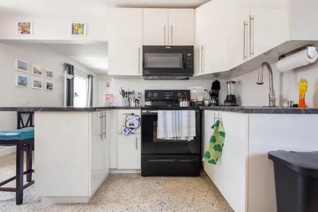 Sleeps 8, Havana Nights in Miami
