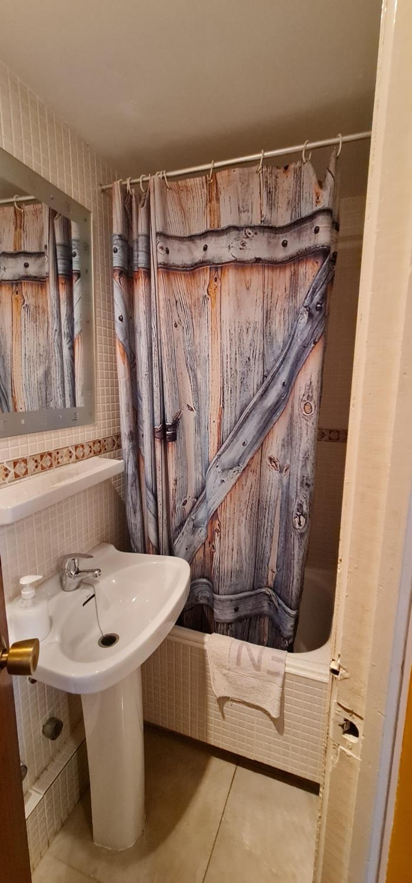 Hostal Ramón y Cajal