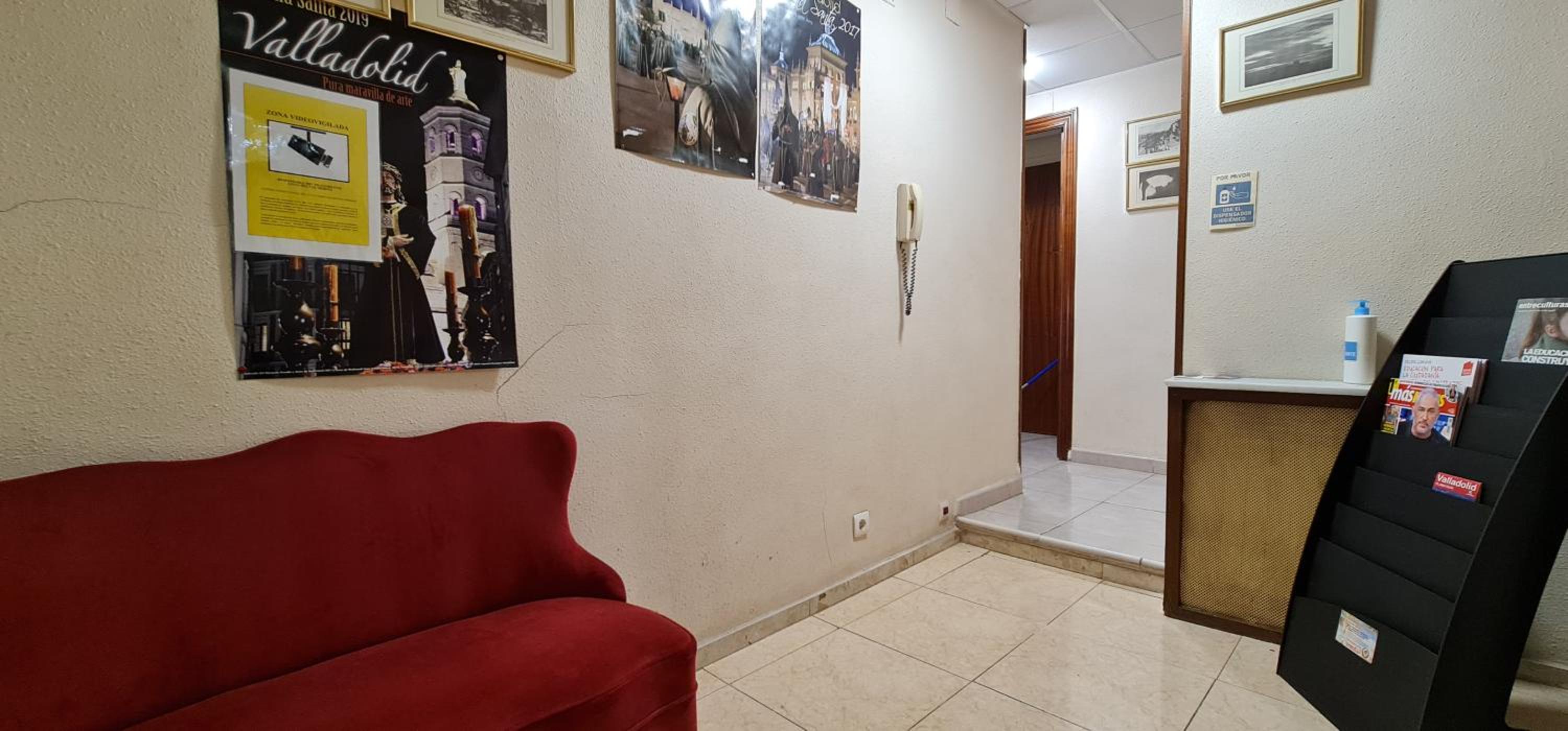 Hostal Ramón y Cajal