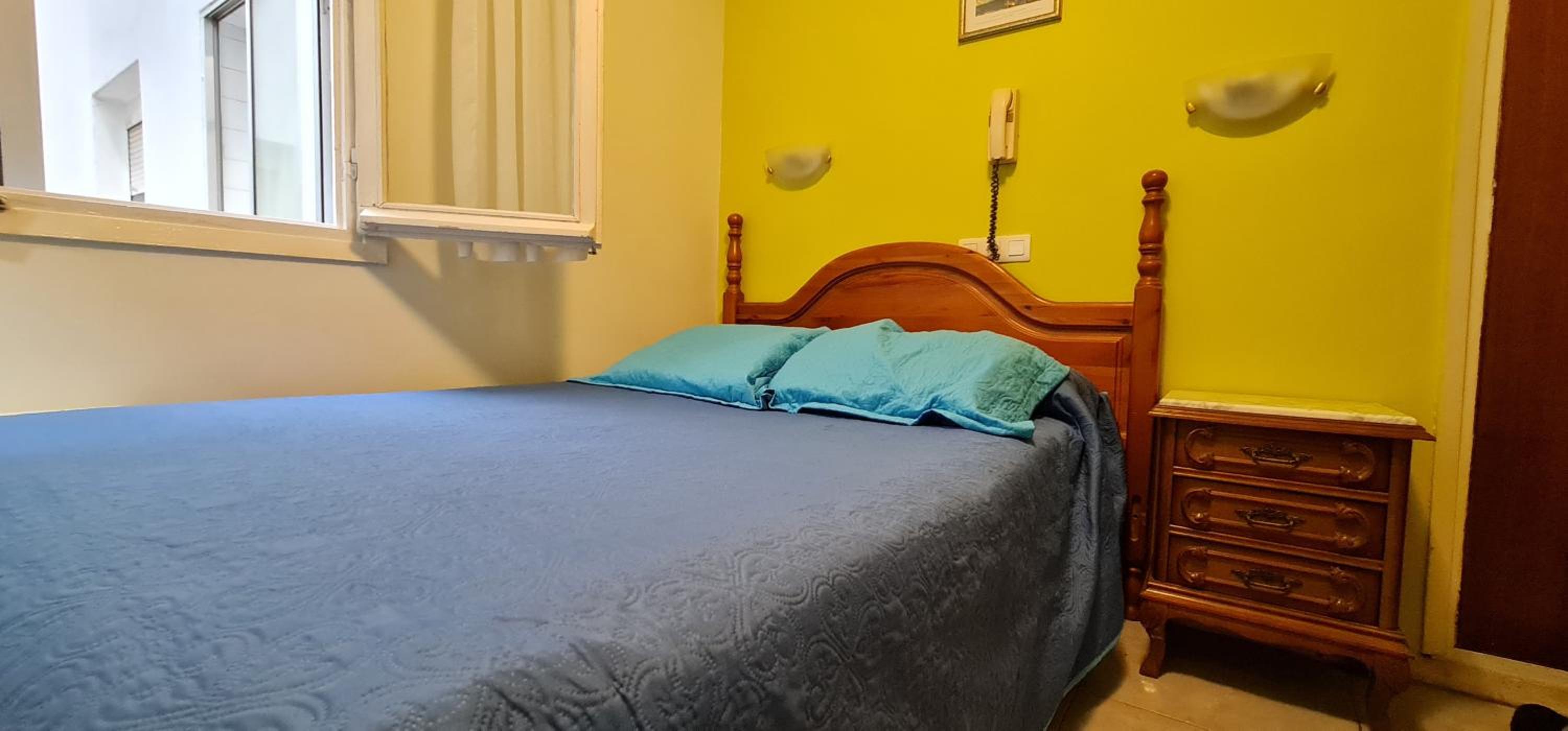 Hostal Ramón y Cajal