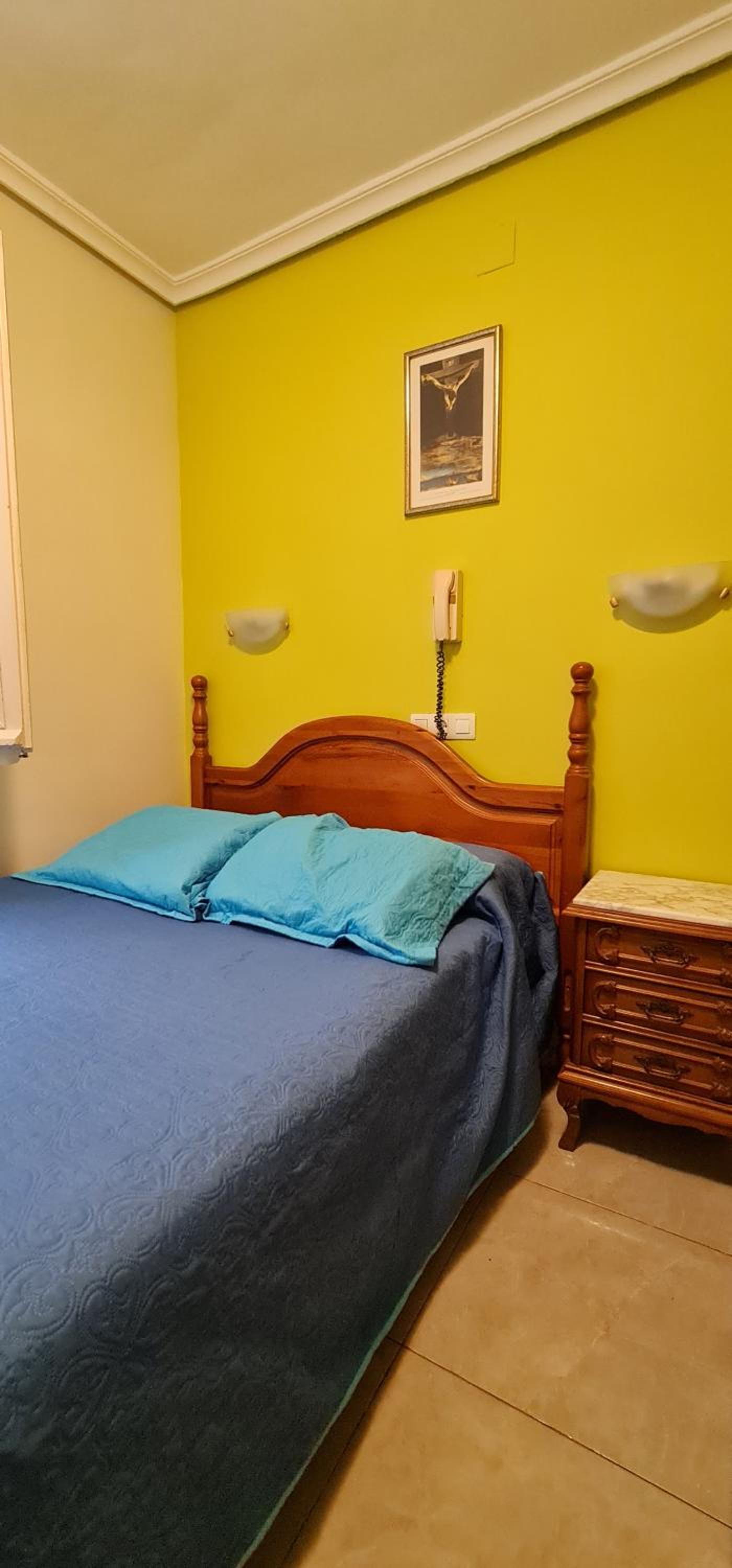 Hostal Ramón y Cajal