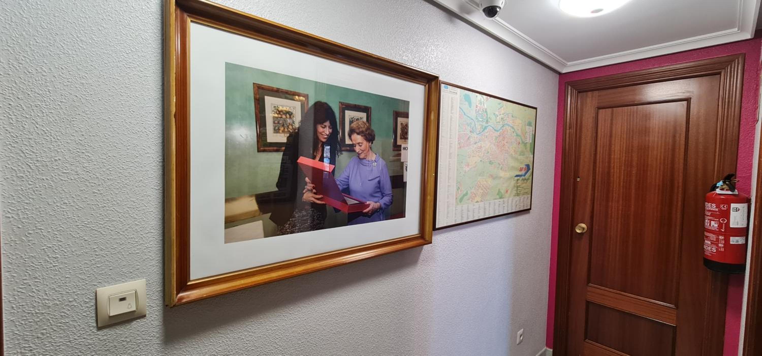 Hostal Ramón y Cajal