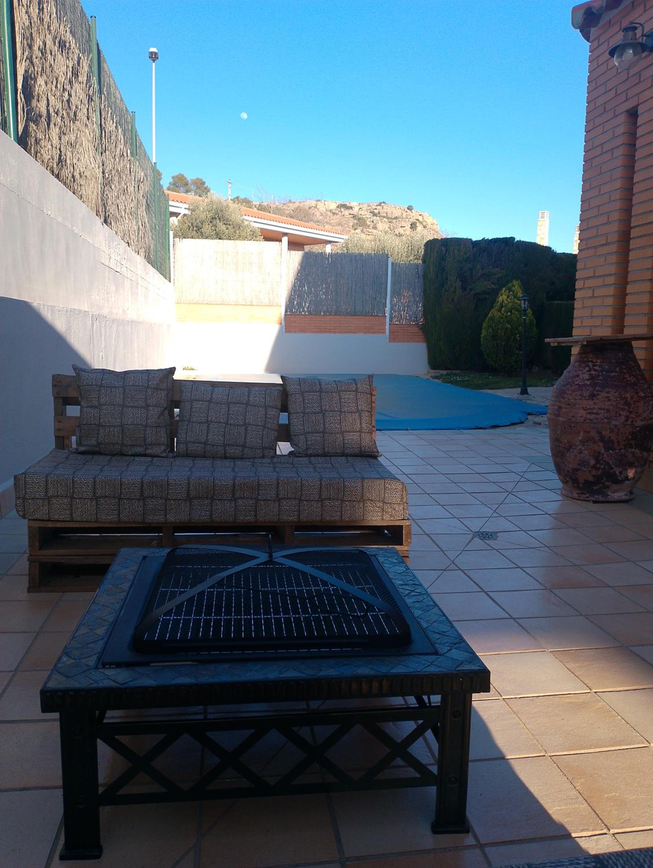Photo 6