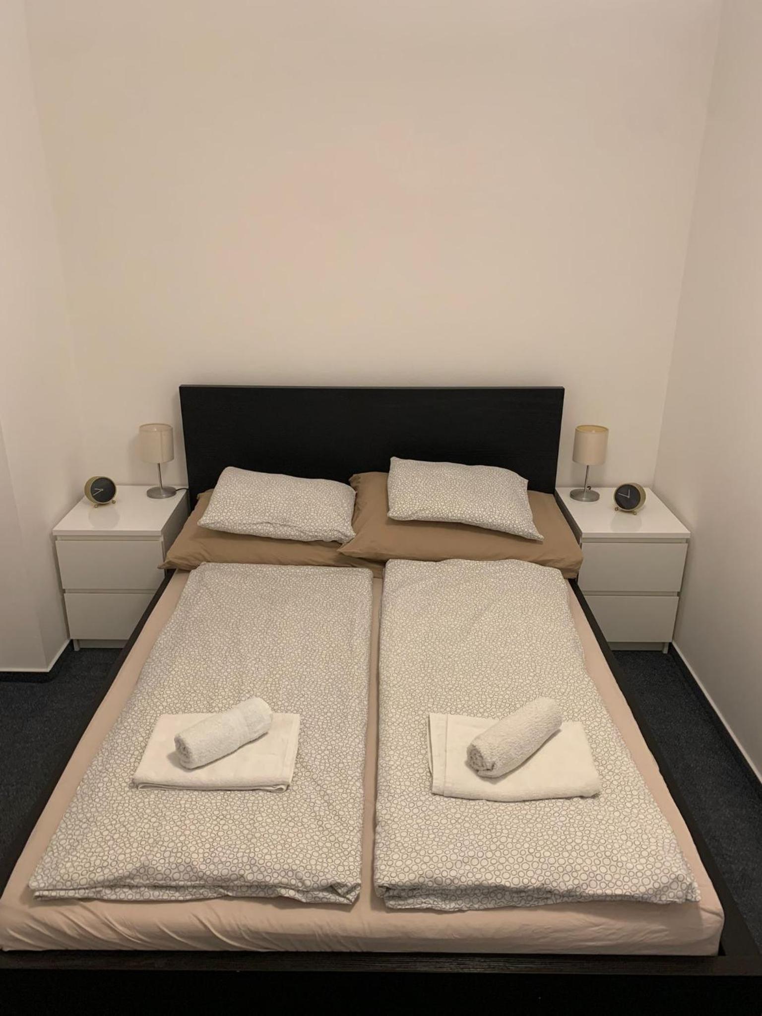 Little Tom Apartments