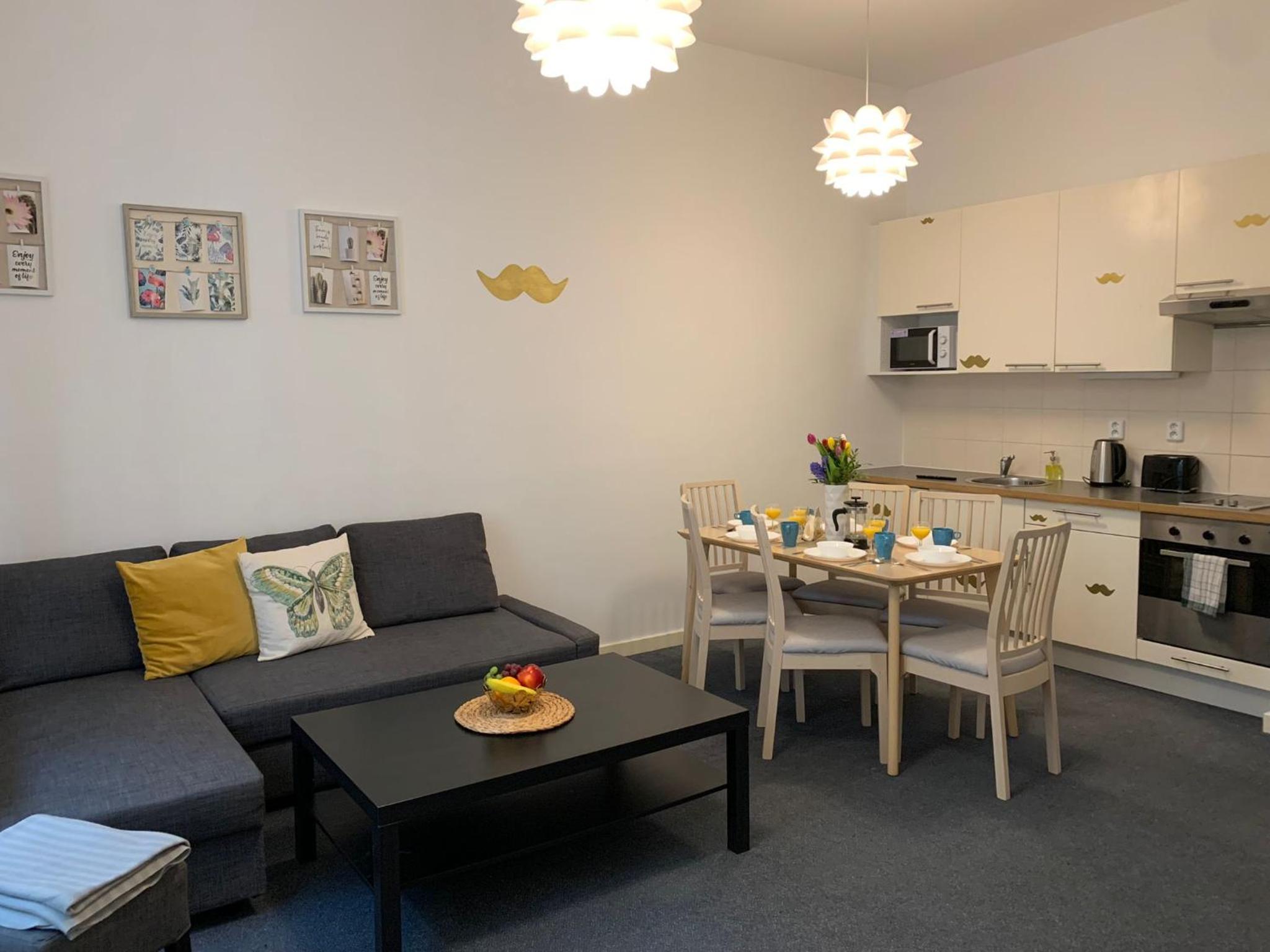 Little Tom Apartments