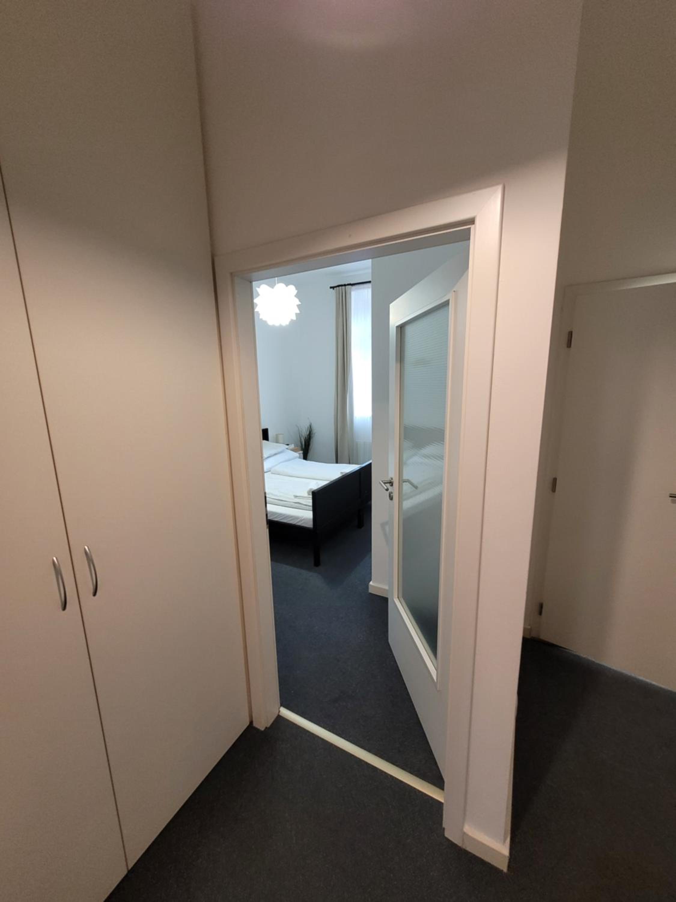 Little Tom Apartments